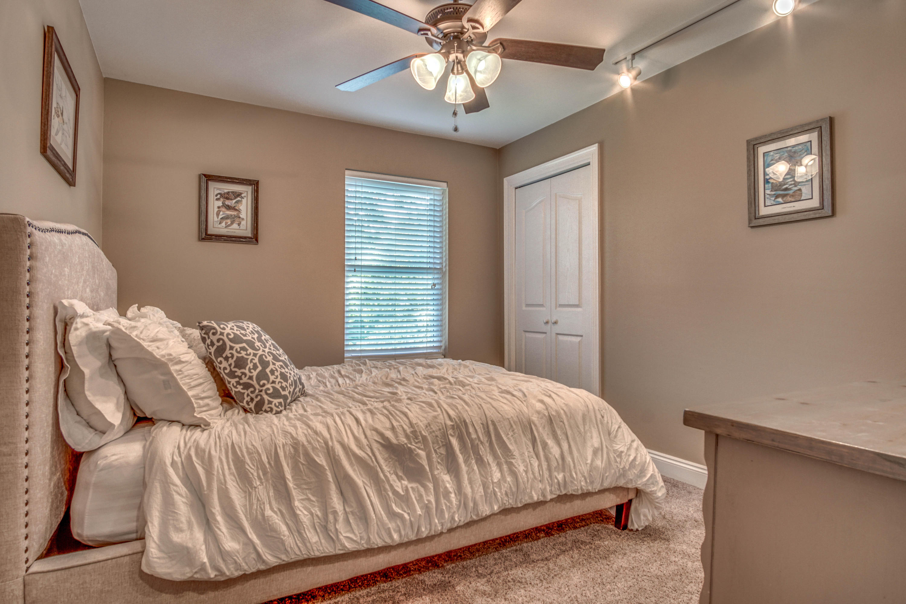 KENWOOD S/D 5TH ADDN - Residential