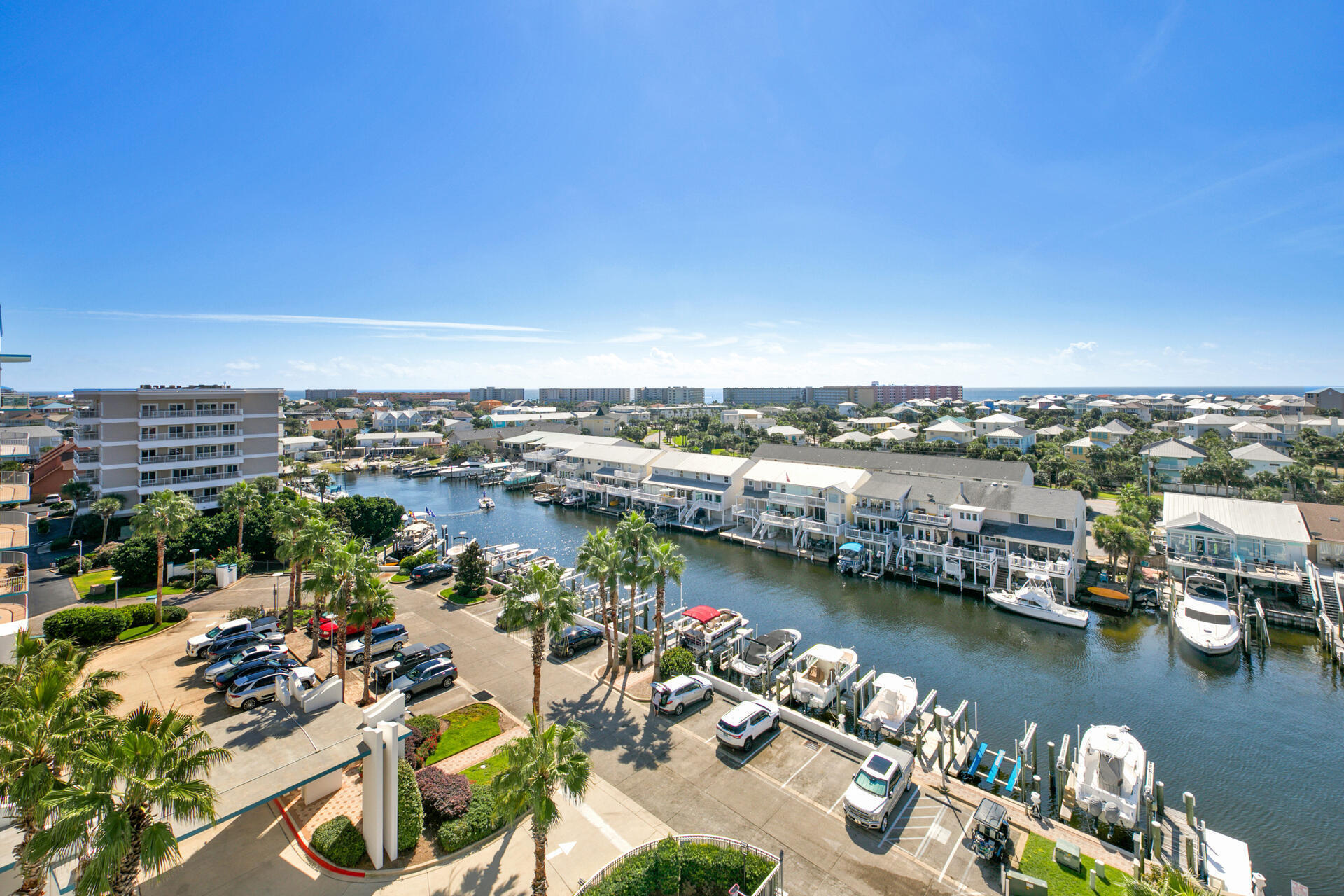 HARBOR LIGHTS - Residential