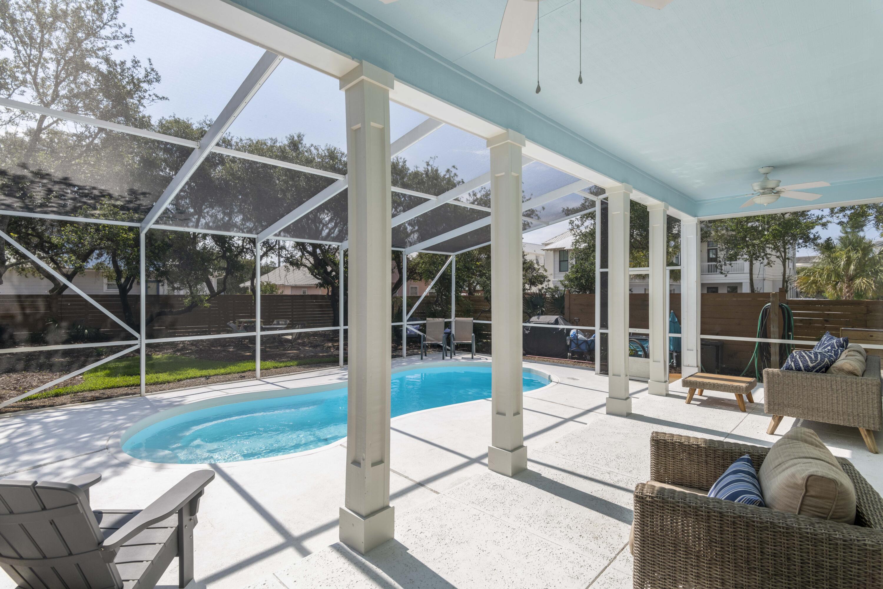 GULF SHORE MANOR - Residential