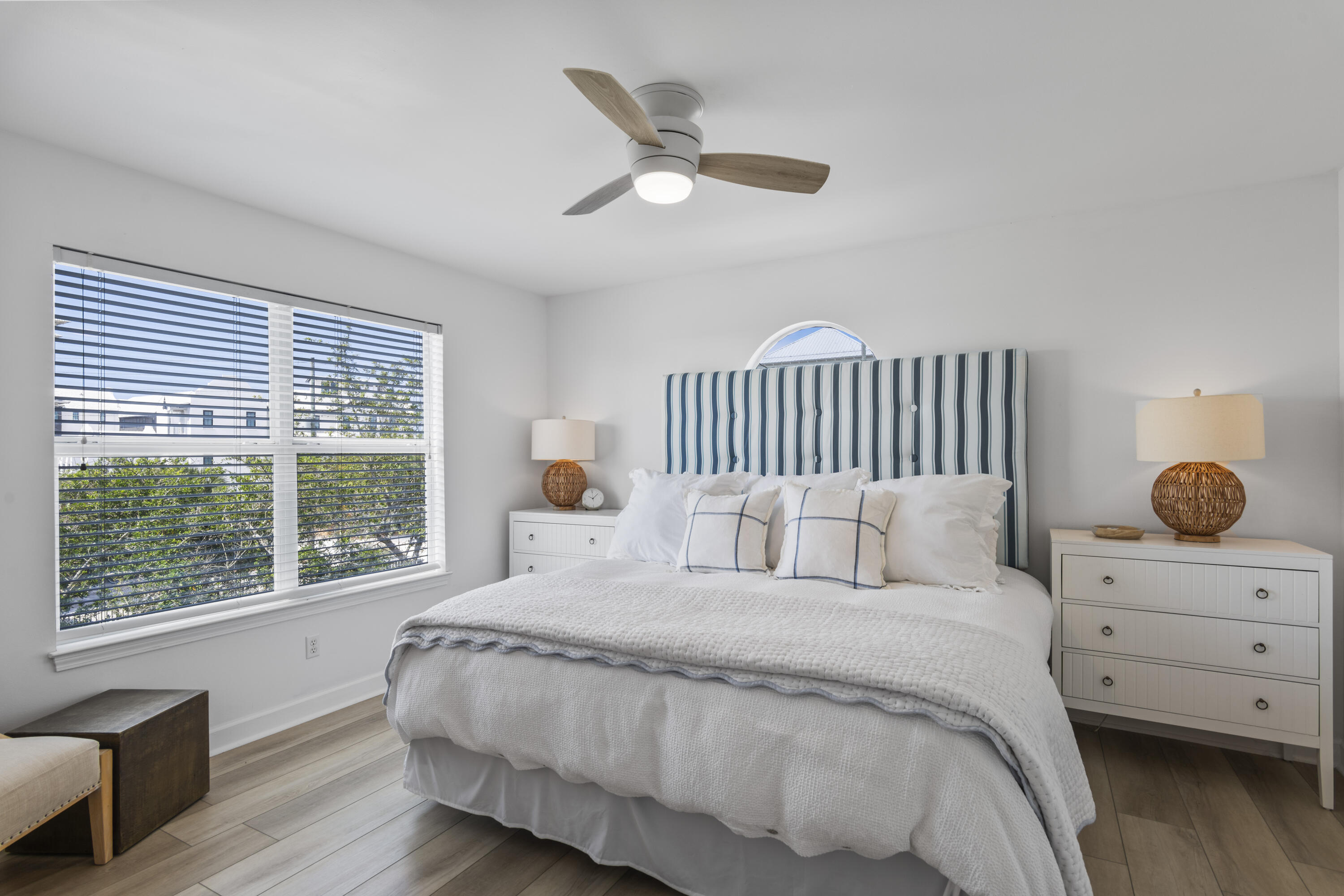GULF SHORE MANOR - Residential