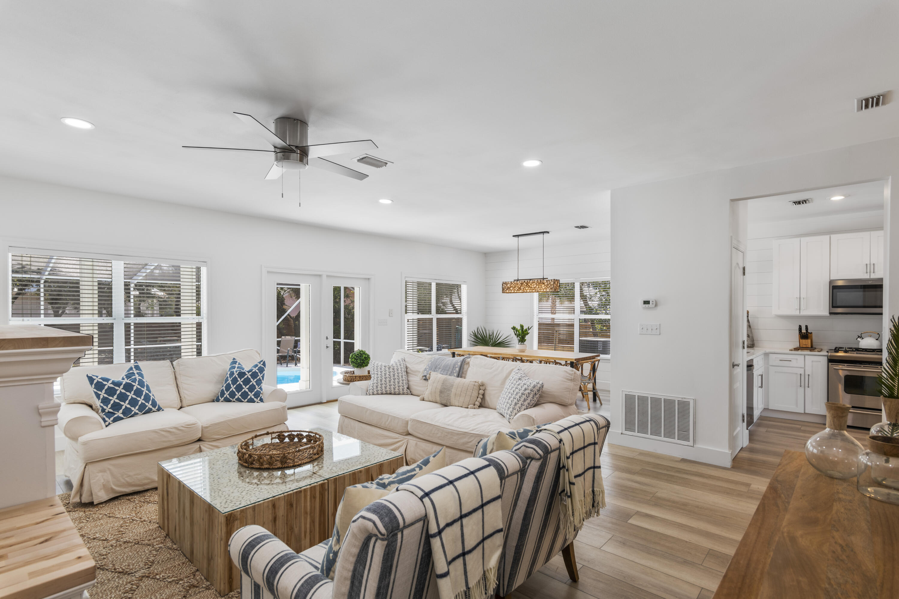 GULF SHORE MANOR - Residential