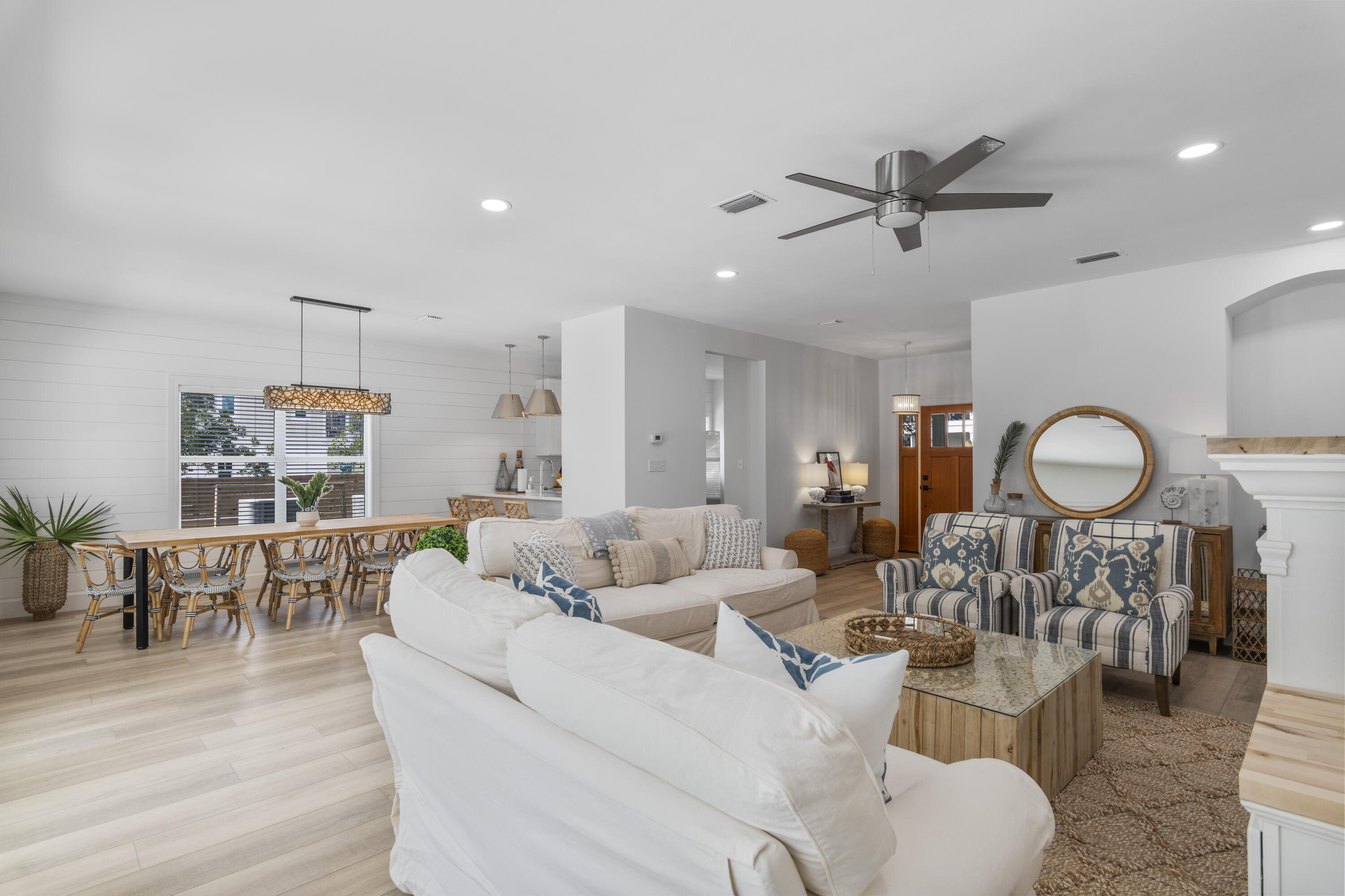 GULF SHORE MANOR - Residential