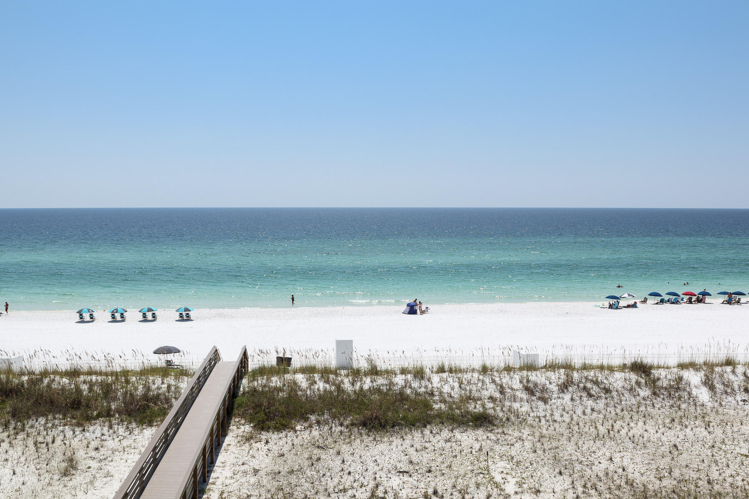 BLU CONDOMINIUM - Residential