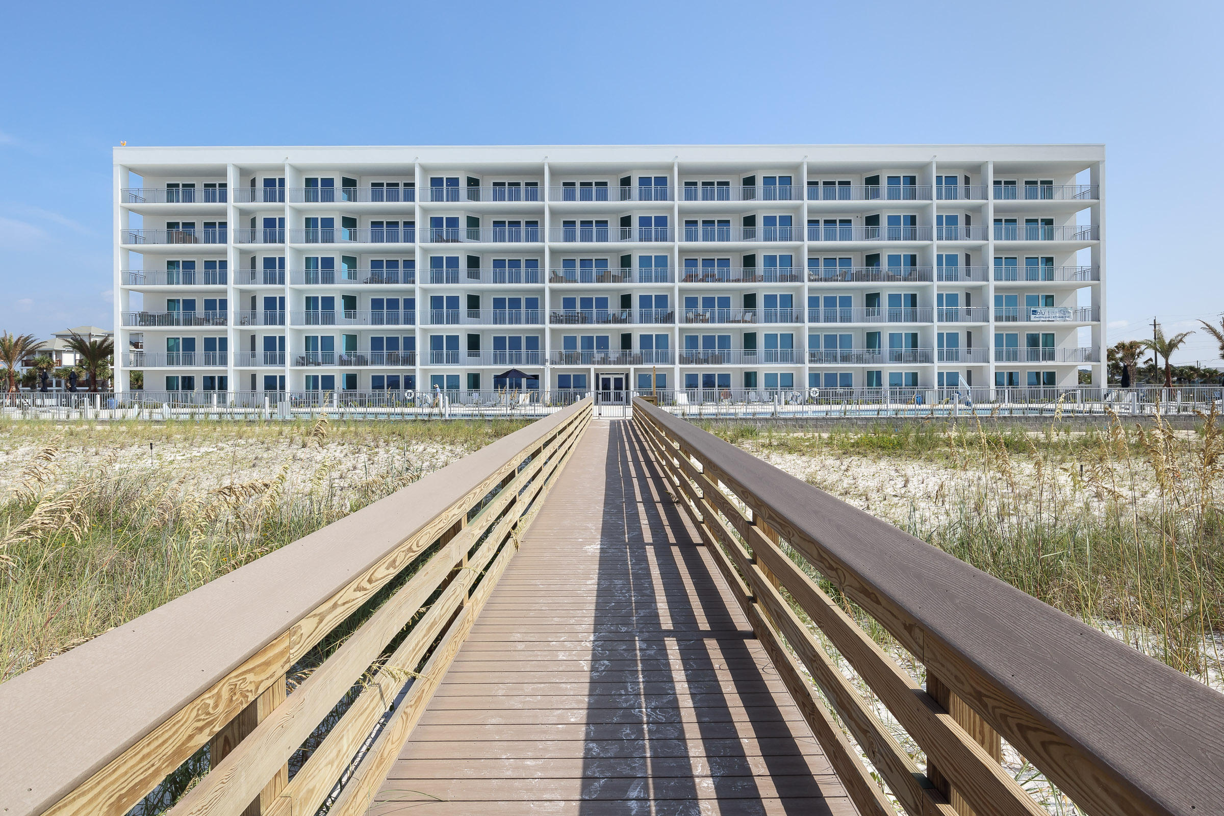 BLU CONDOMINIUM - Residential