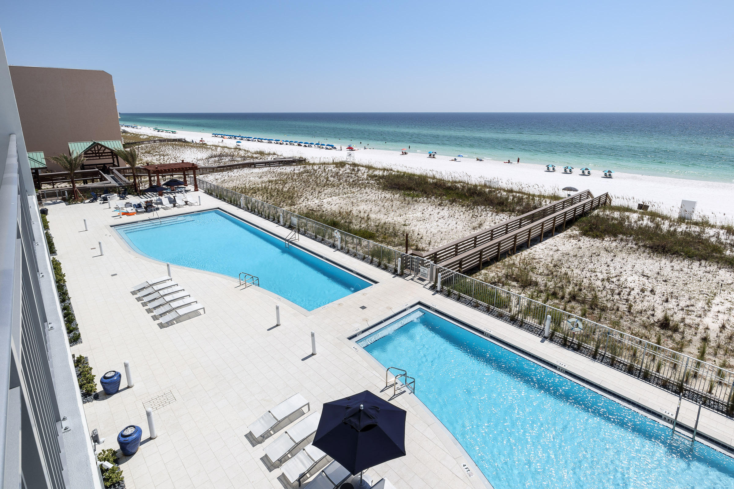 BLU CONDOMINIUM - Residential