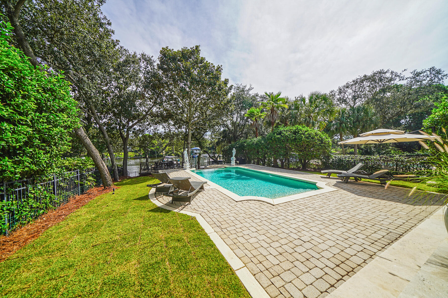 RESUB OF KELLYS ADD TO DESTIN - Residential