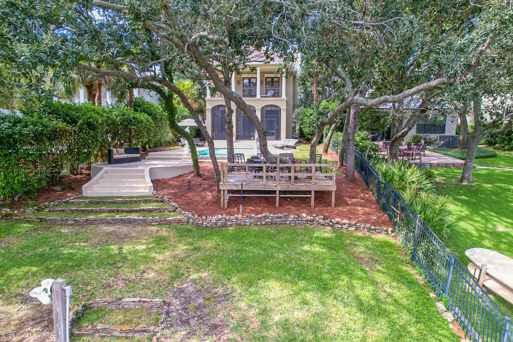 RESUB OF KELLYS ADD TO DESTIN - Residential