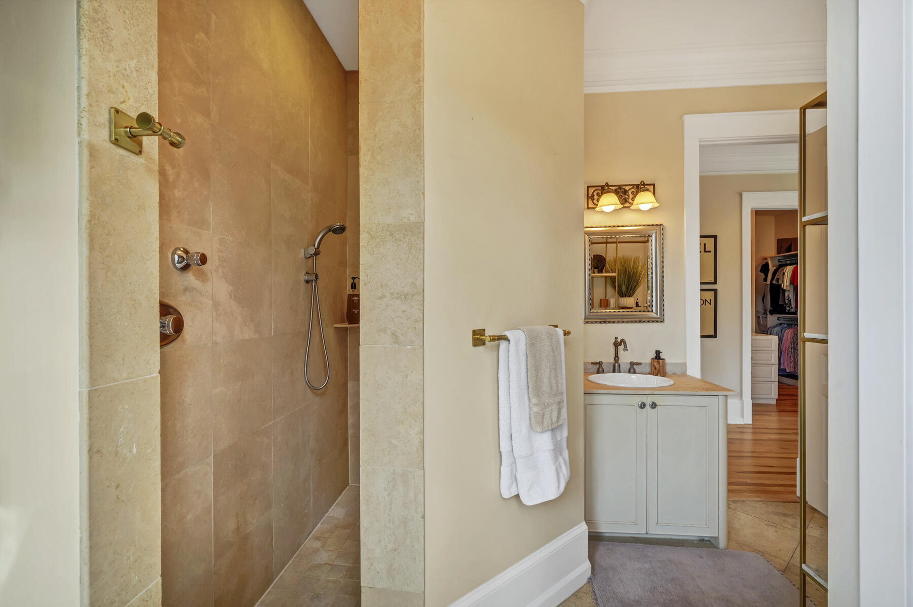 RESUB OF KELLYS ADD TO DESTIN - Residential