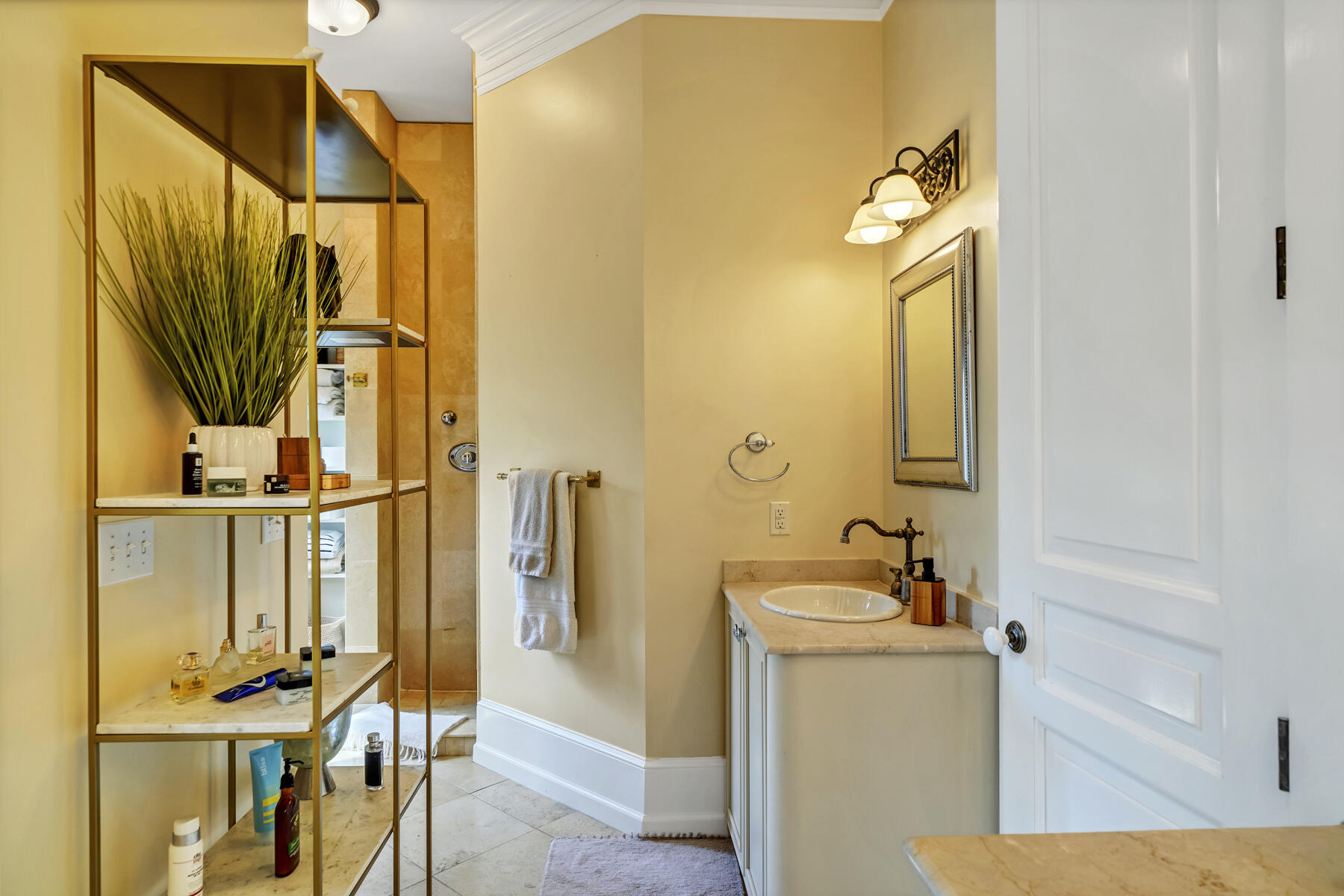 RESUB OF KELLYS ADD TO DESTIN - Residential