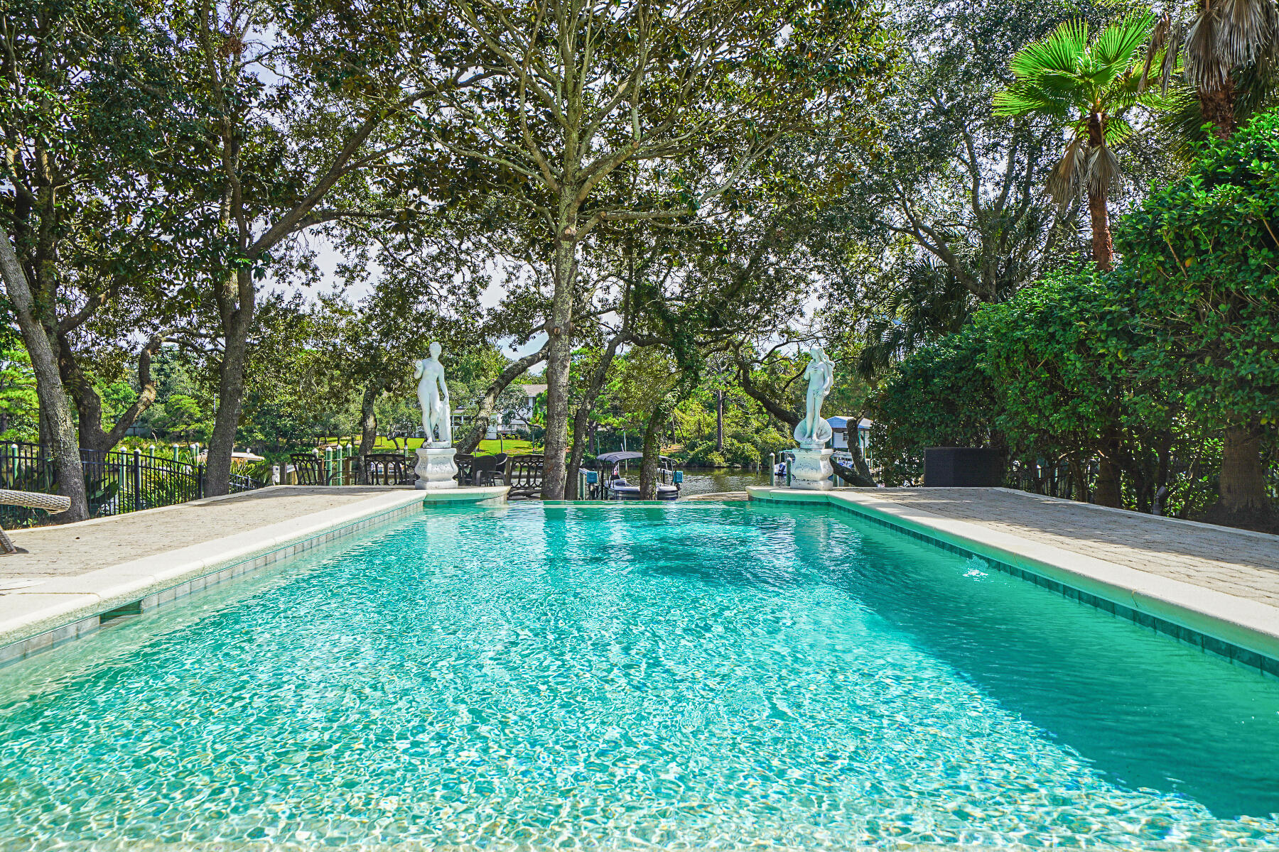 RESUB OF KELLYS ADD TO DESTIN - Residential