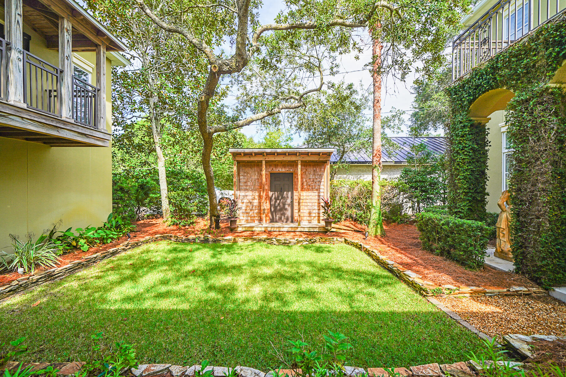 RESUB OF KELLYS ADD TO DESTIN - Residential