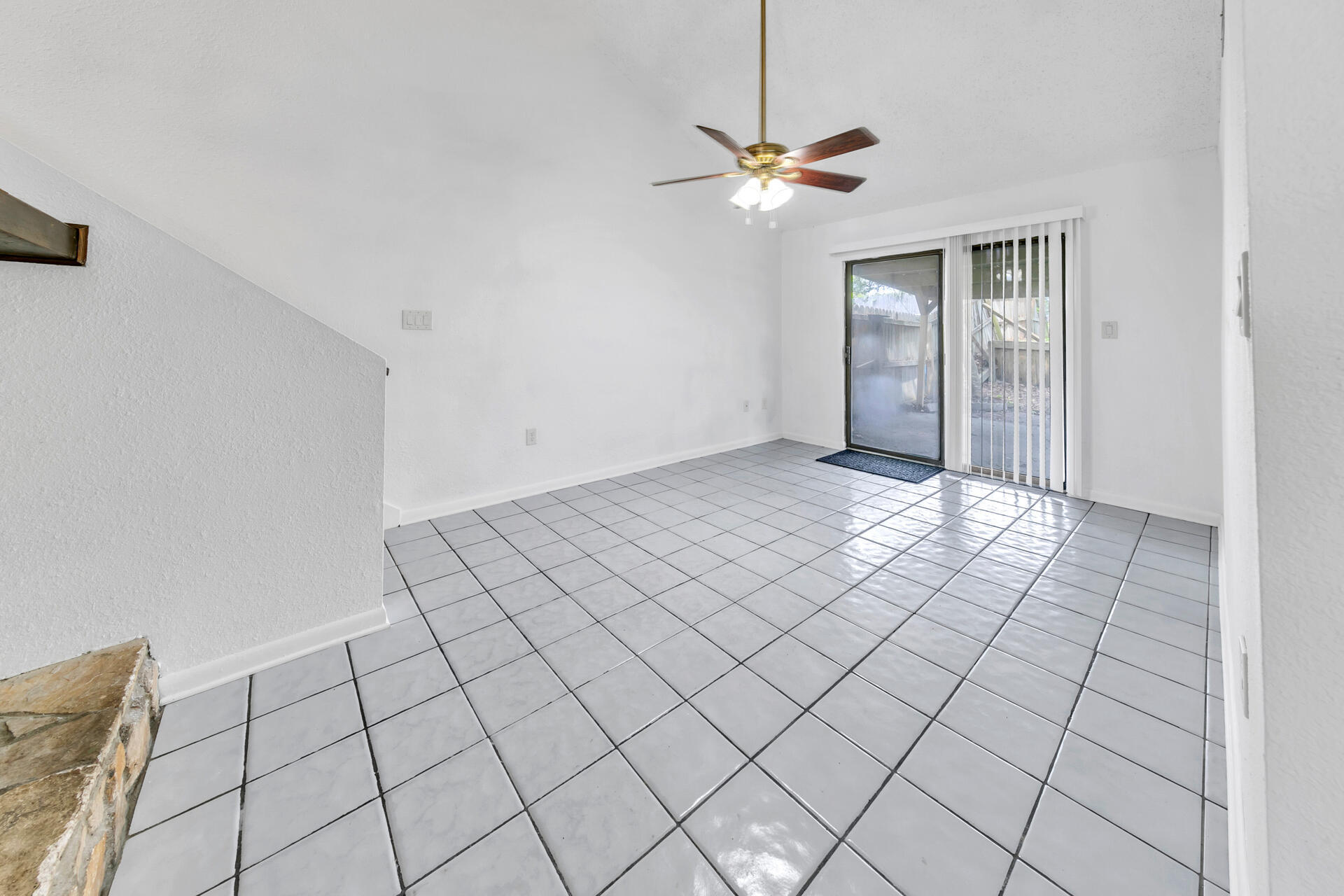 SANDALWOOD MANOR 1ST ADD - Residential