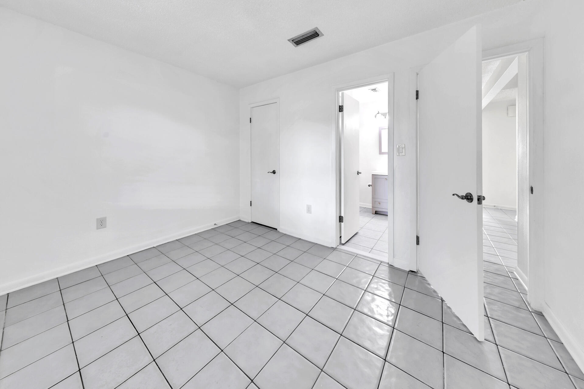 SANDALWOOD MANOR 1ST ADD - Residential