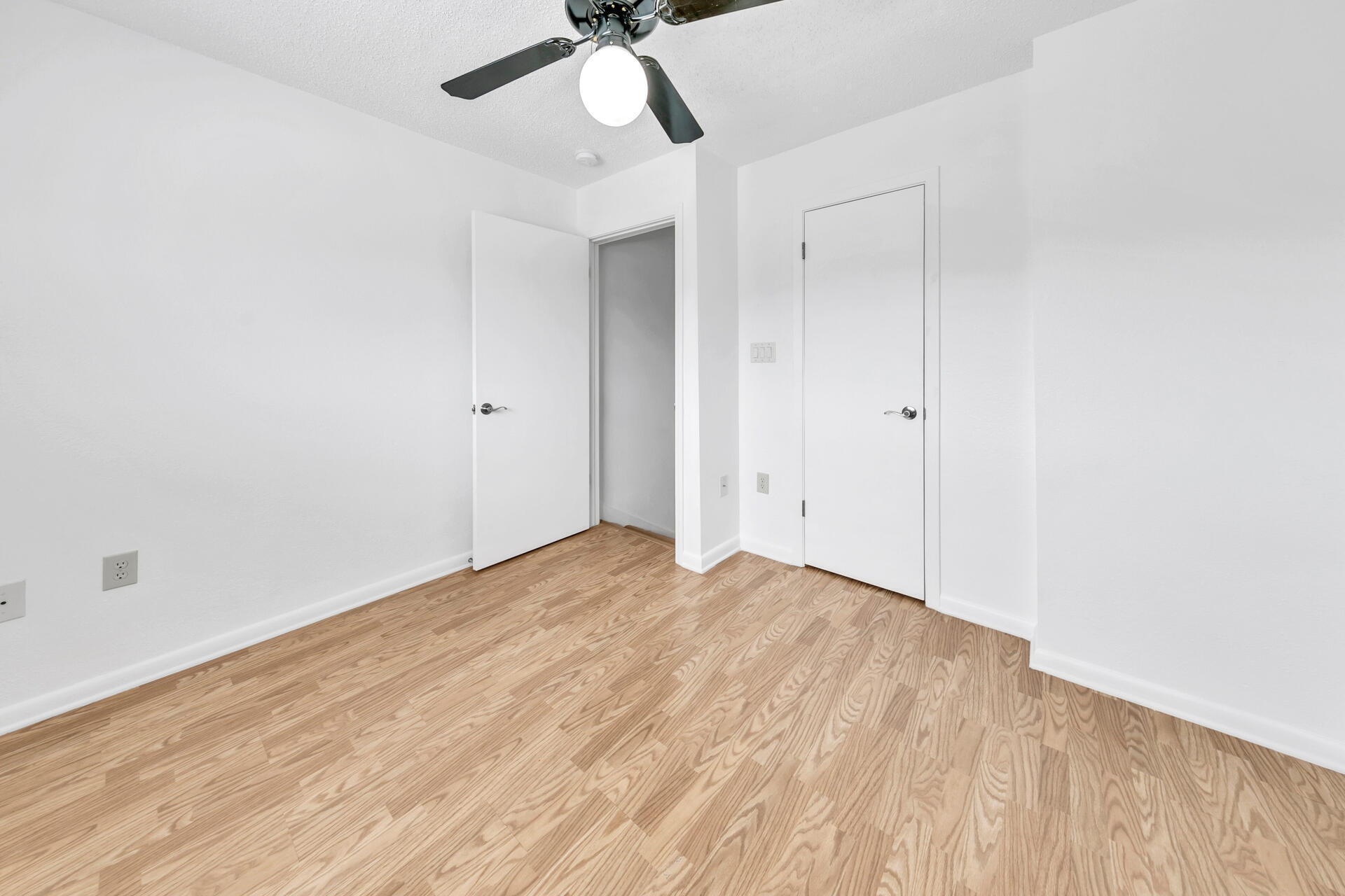 SANDALWOOD MANOR 1ST ADD - Residential