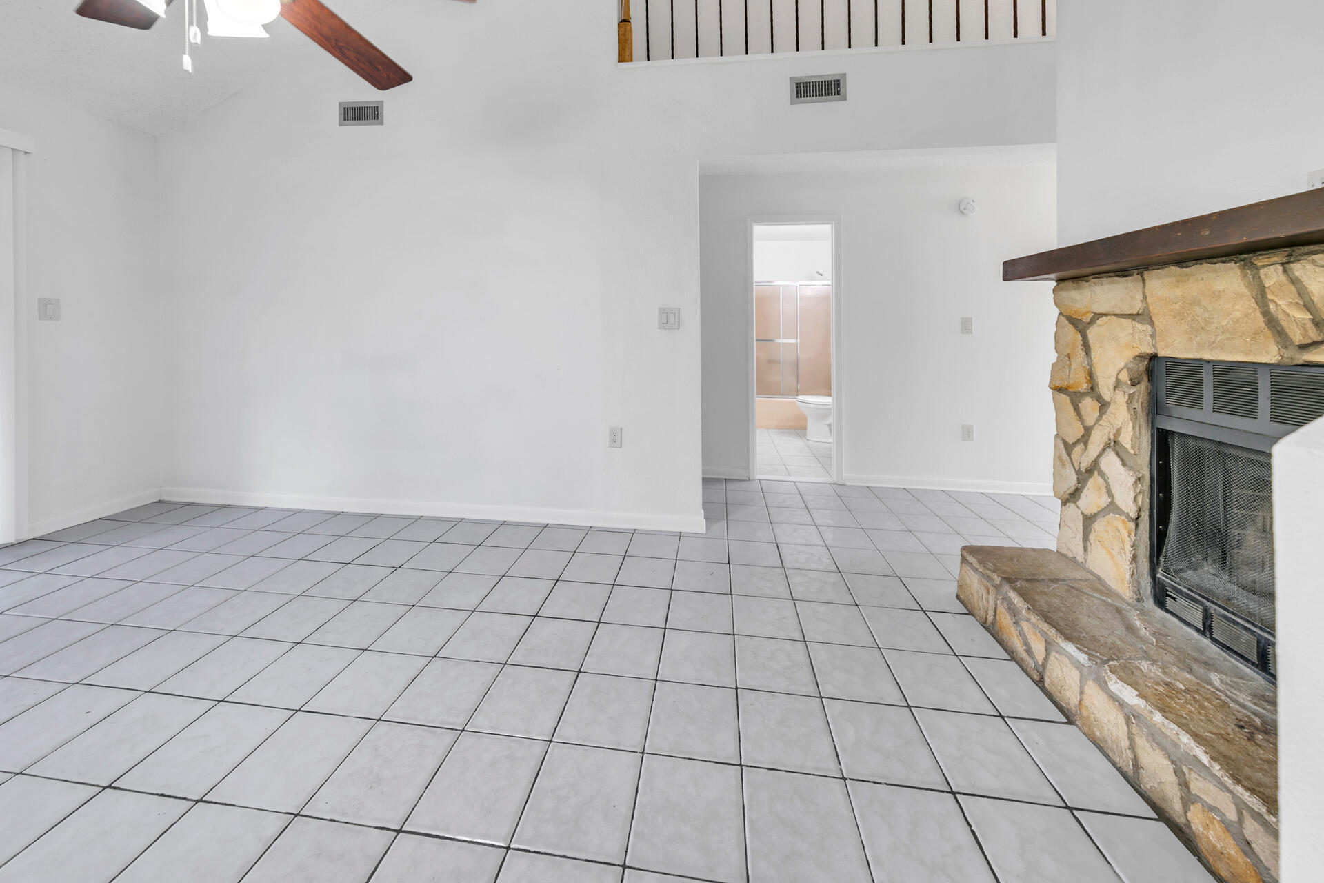 SANDALWOOD MANOR 1ST ADD - Residential