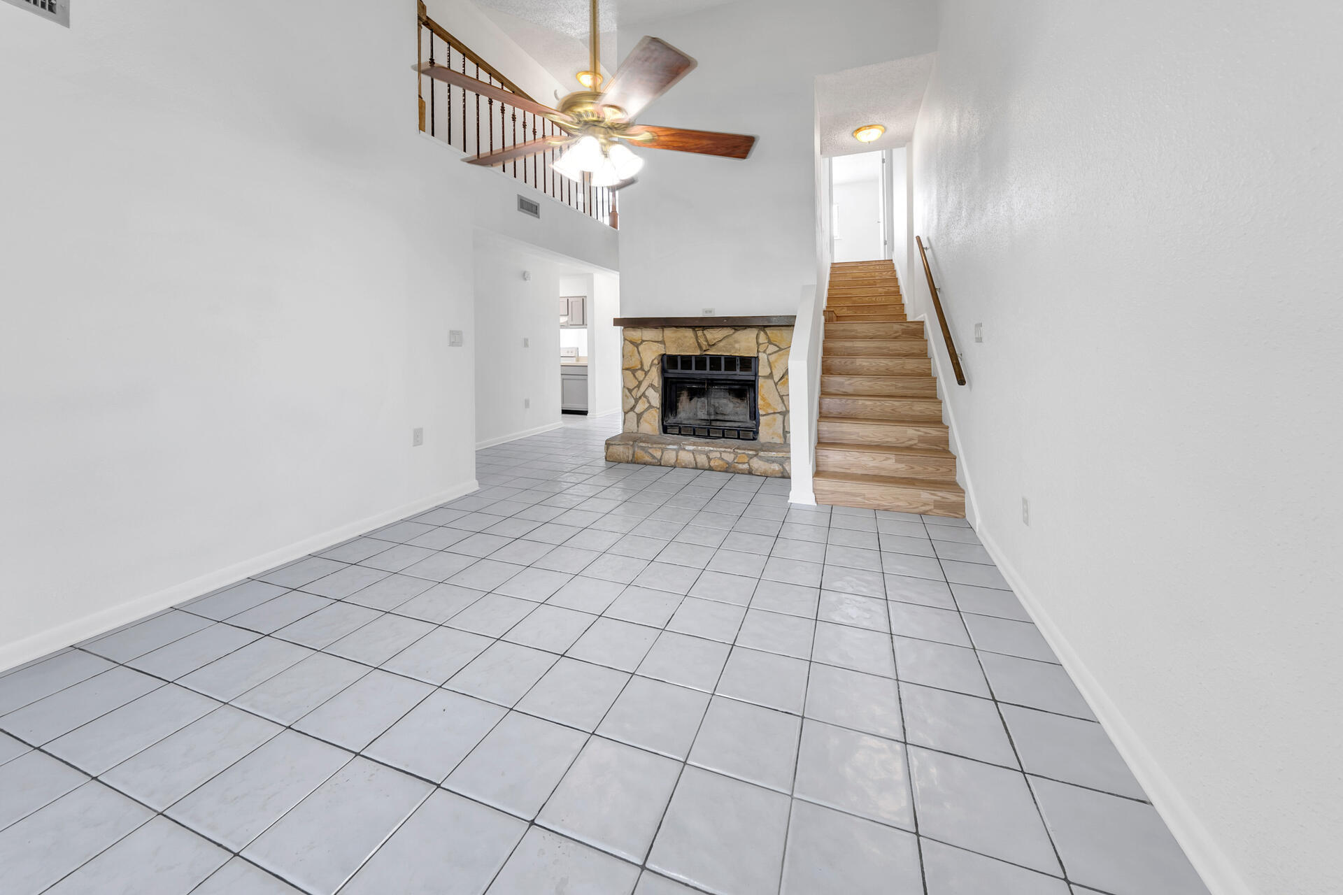 SANDALWOOD MANOR 1ST ADD - Residential