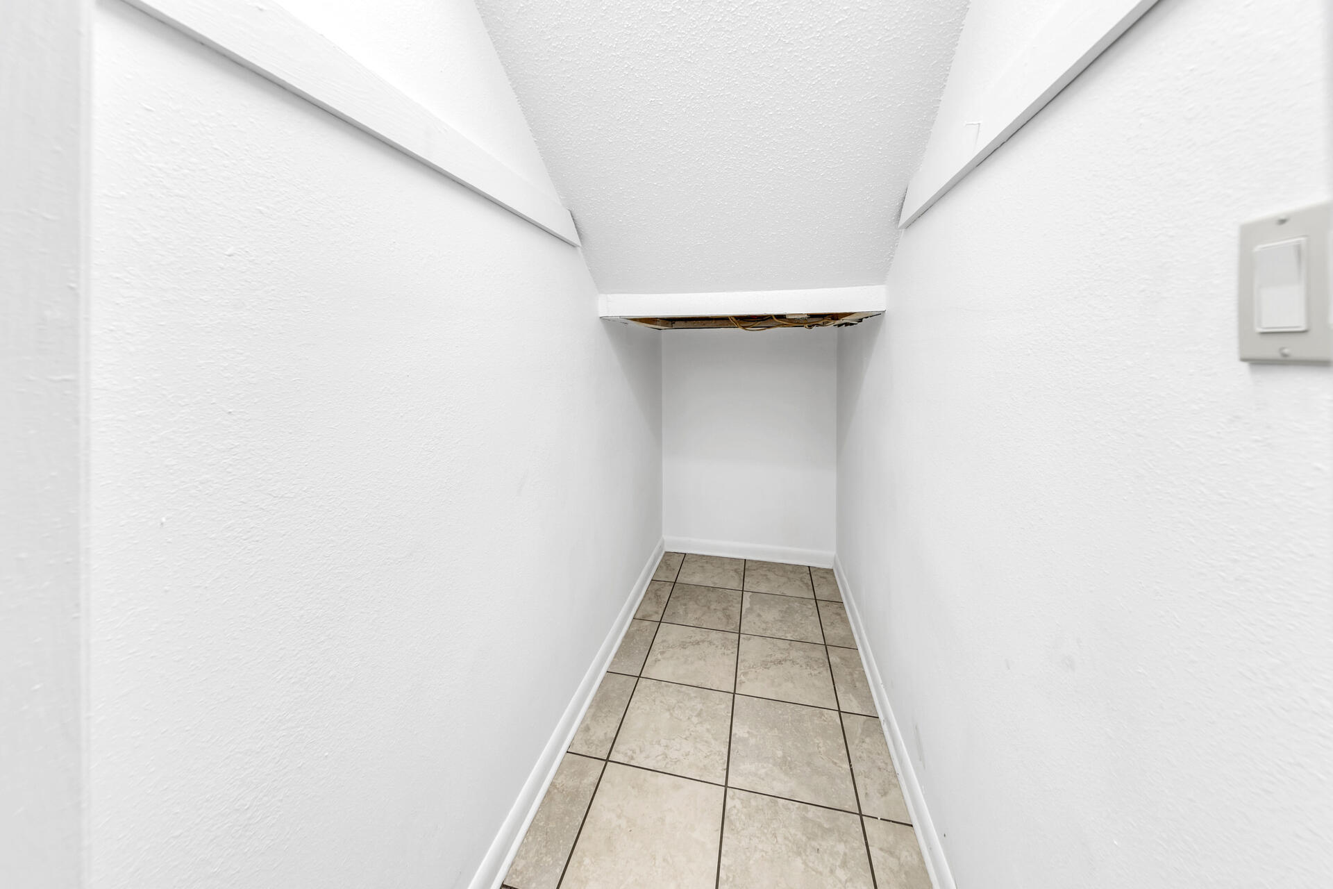 SANDALWOOD MANOR 1ST ADD - Residential