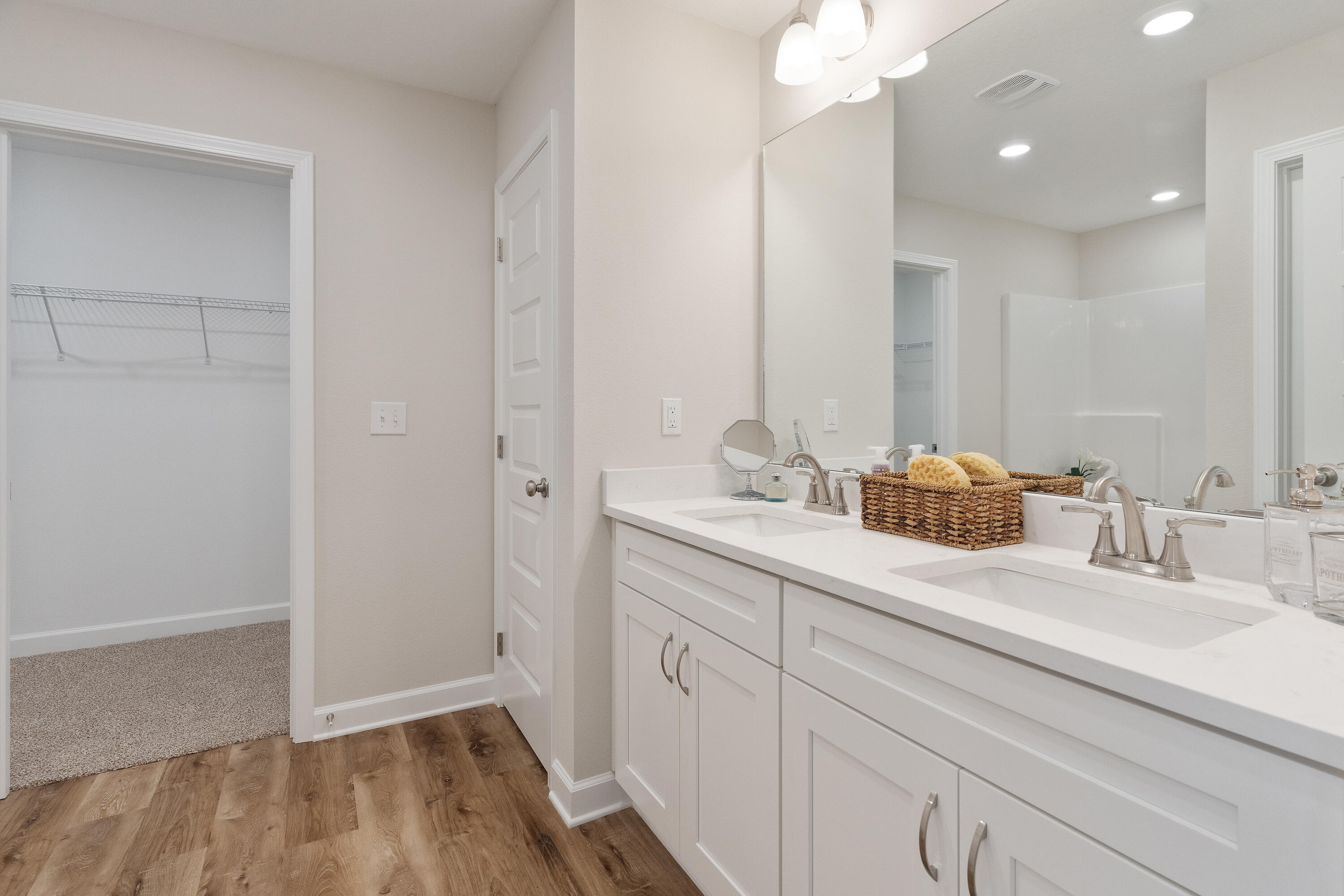 Oak Hollow - Residential