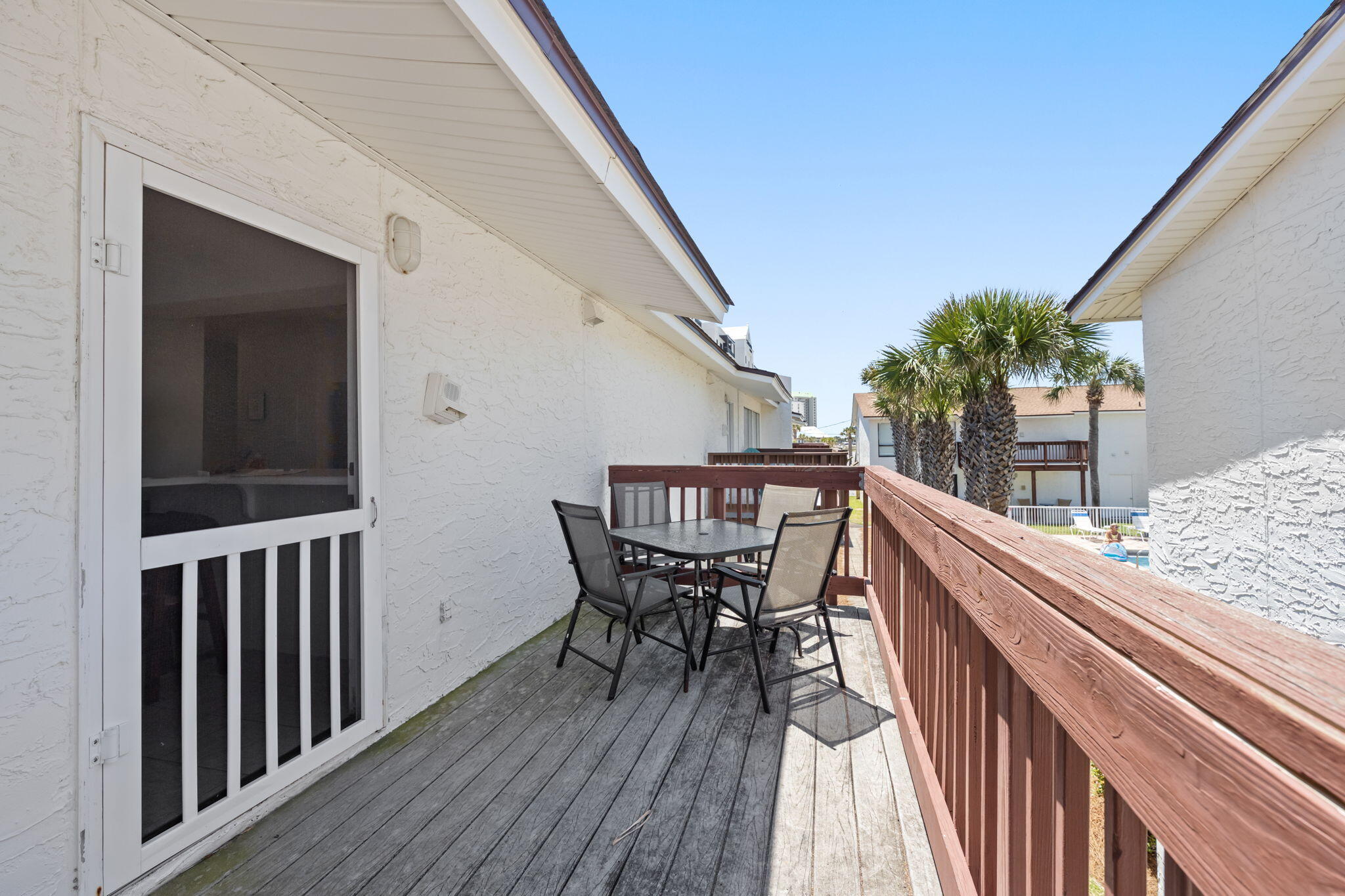 BEACHVIEW CONDOMINIUM - Residential
