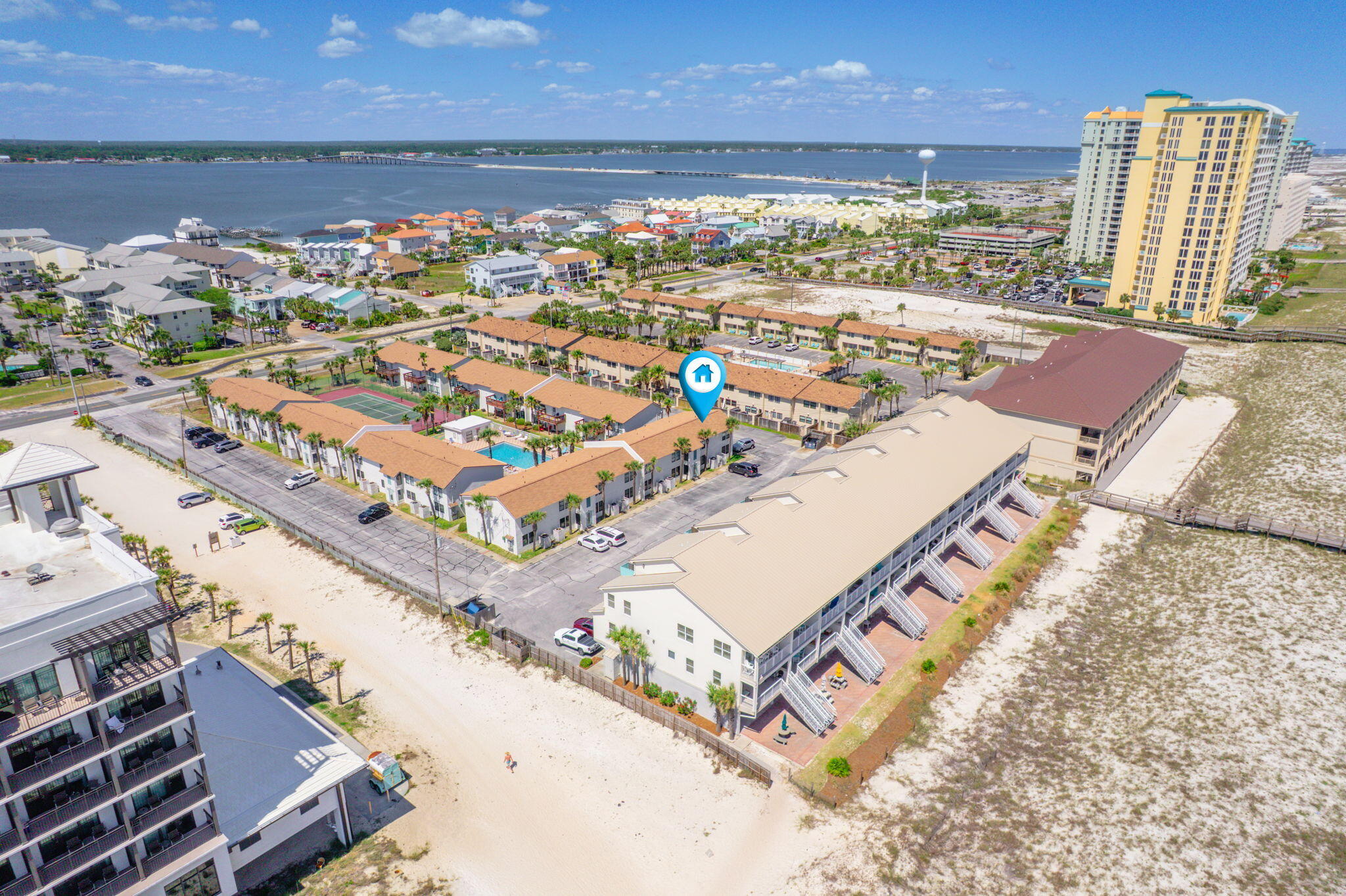 BEACHVIEW CONDOMINIUM - Residential
