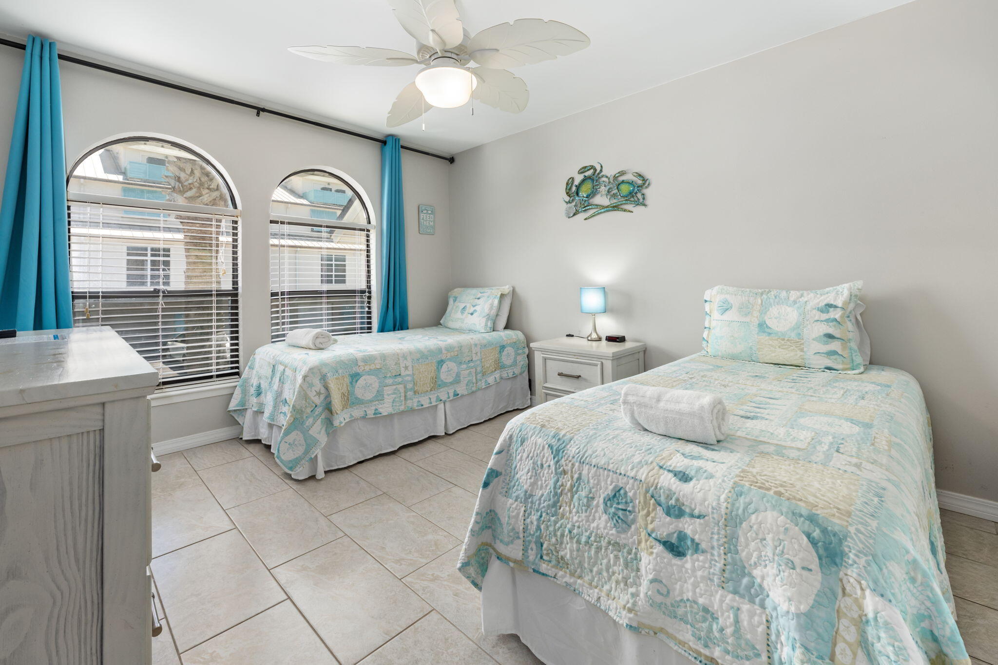 BEACHVIEW CONDOMINIUM - Residential