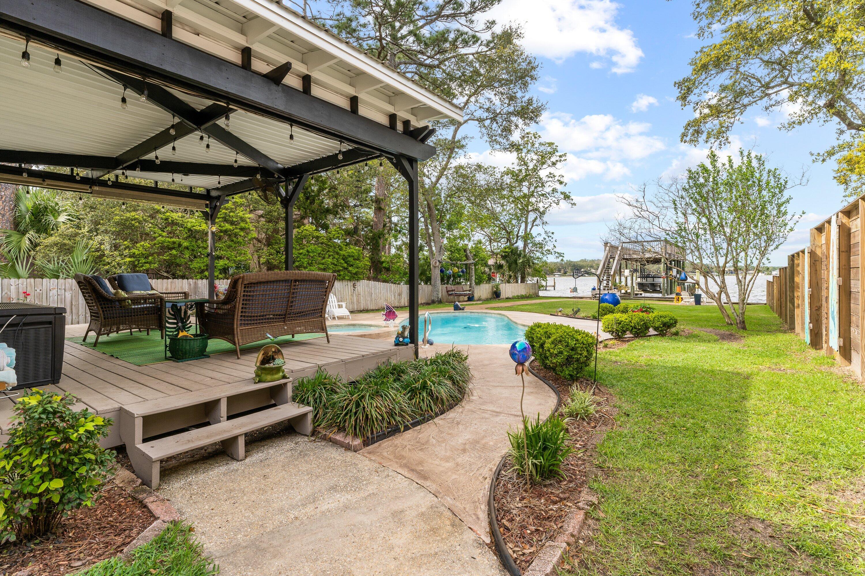 MH S RNG 23 & 24 (222000.20) - Residential