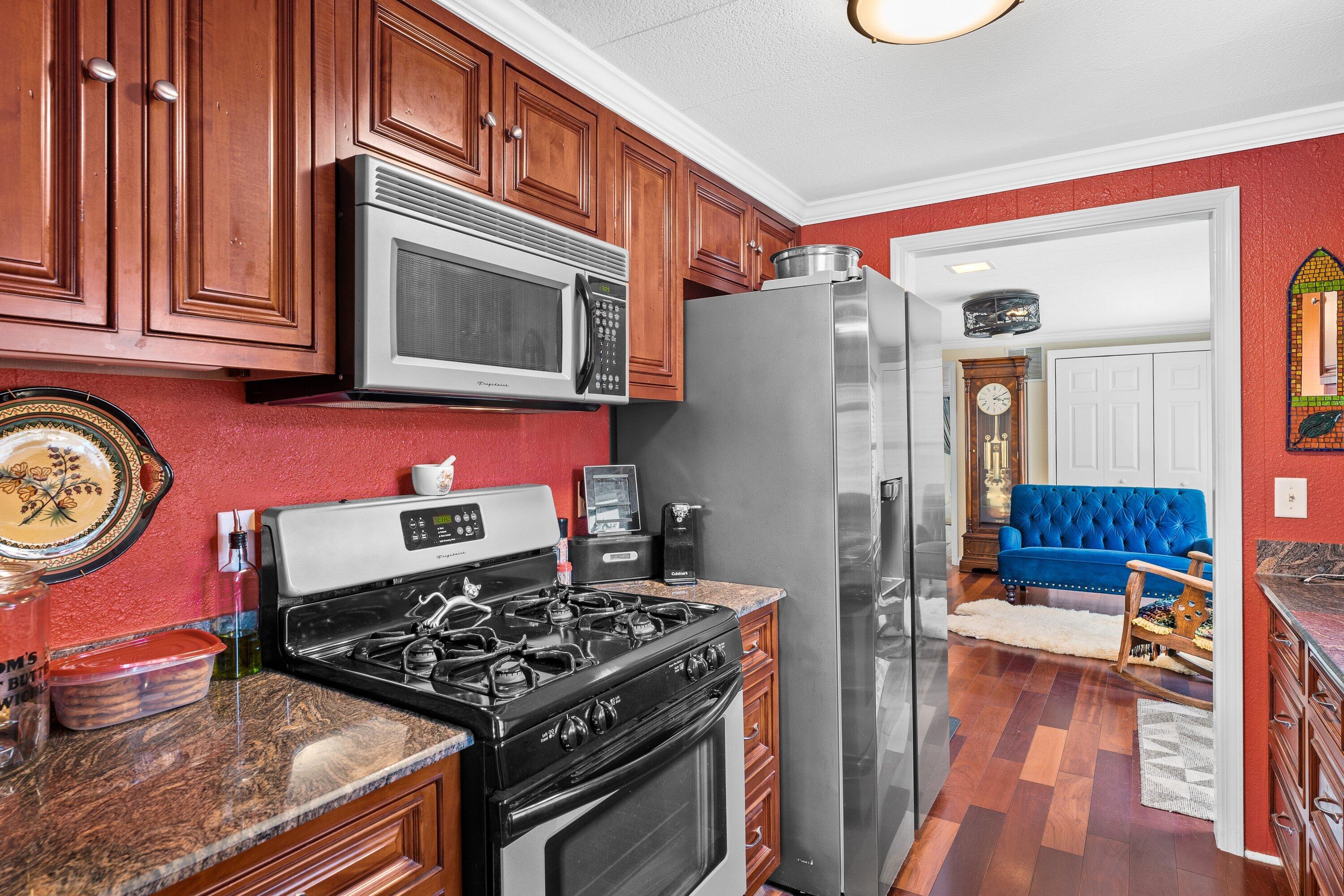 MH S RNG 23 & 24 (222000.20) - Residential