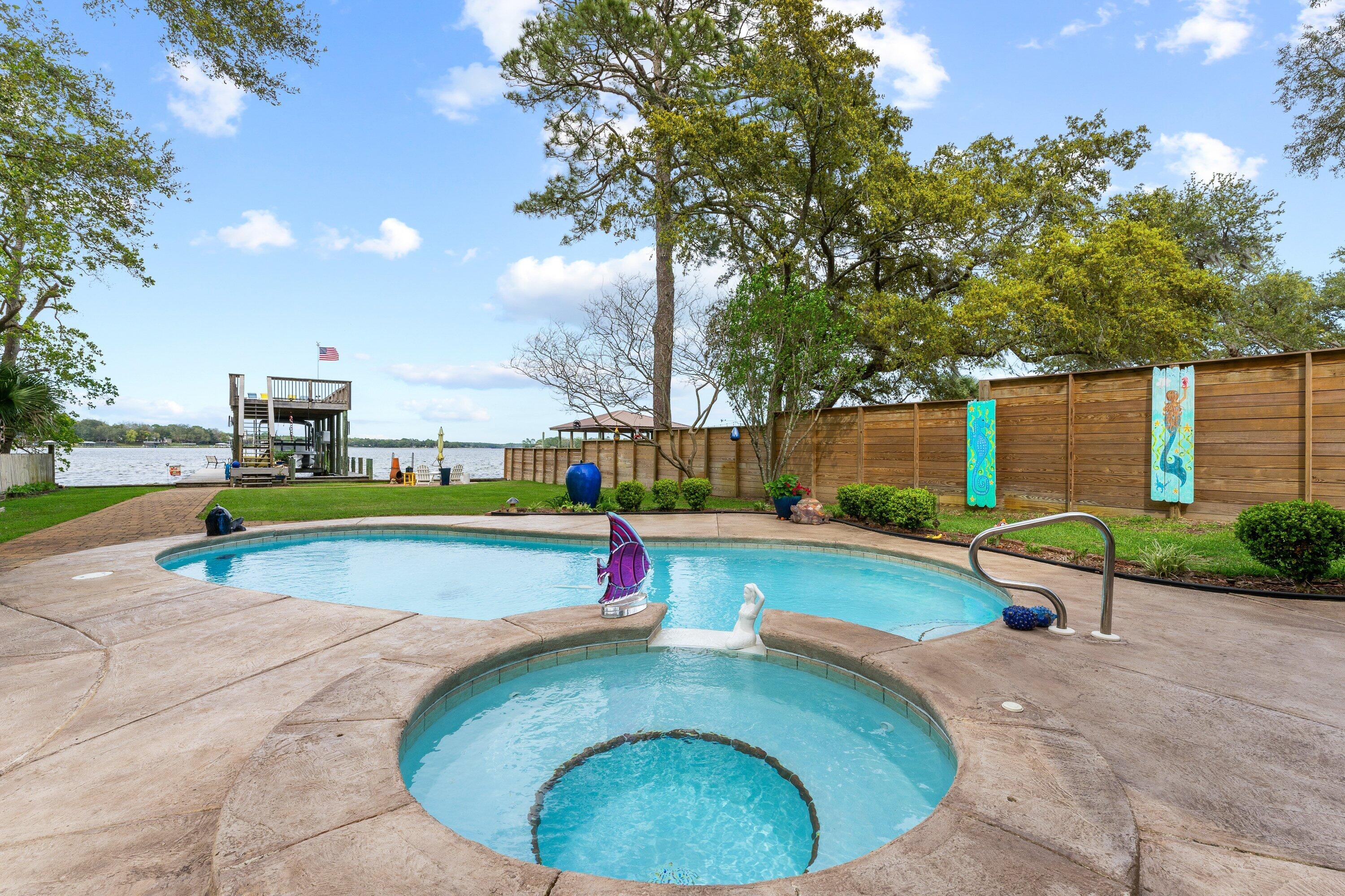 MH S RNG 23 & 24 (222000.20) - Residential