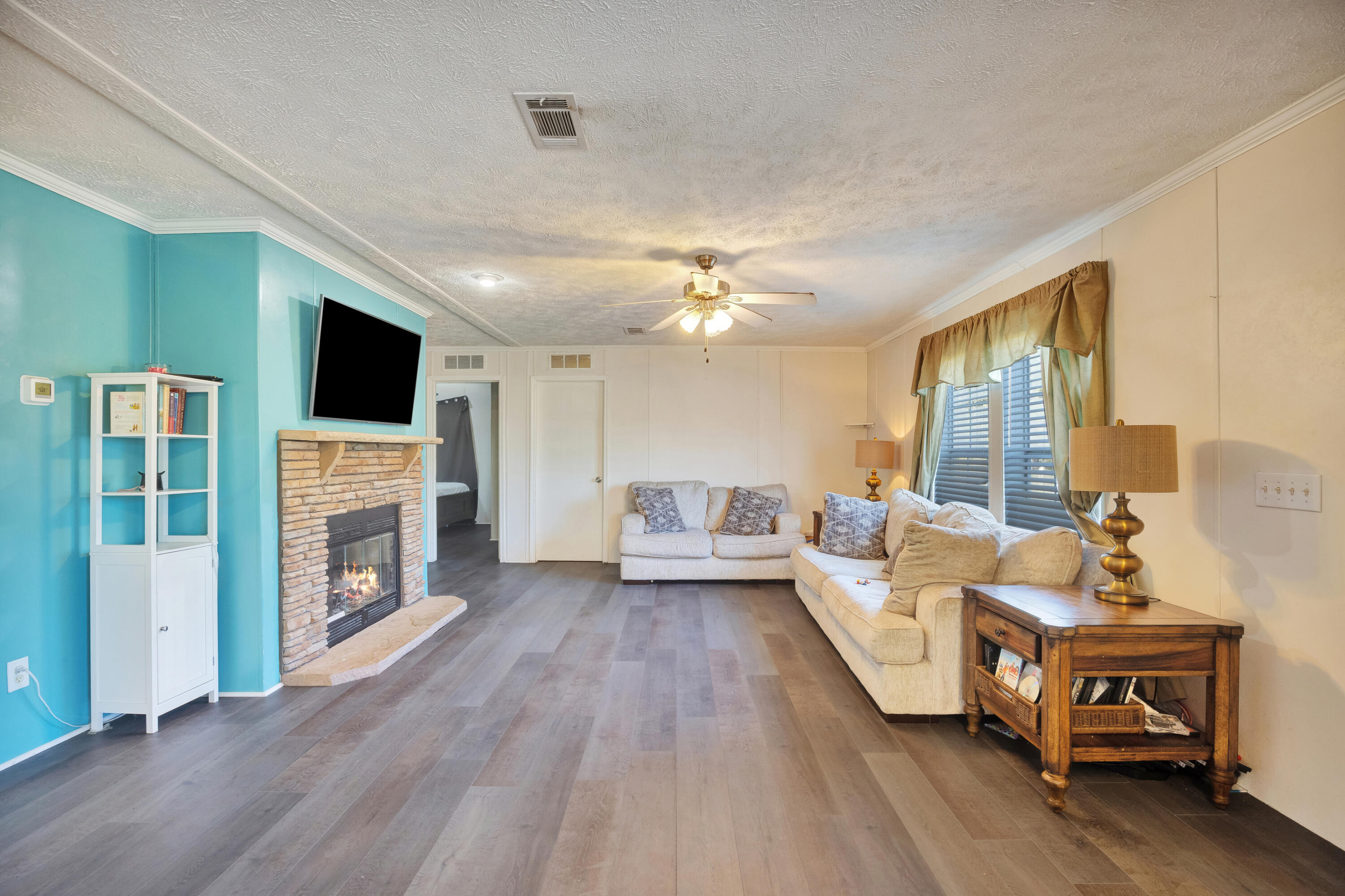 OAKWOOD HILLS - Residential