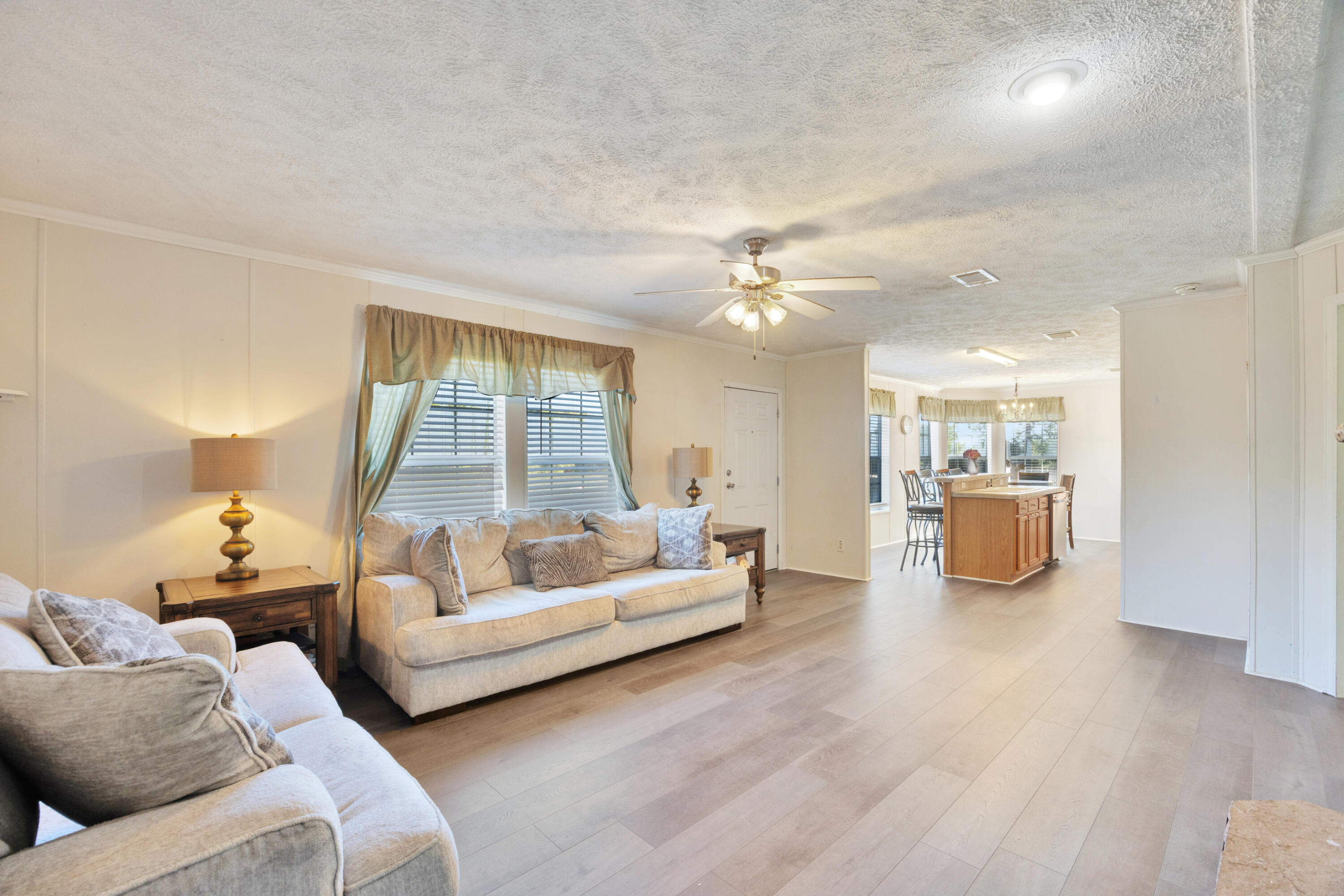 OAKWOOD HILLS - Residential