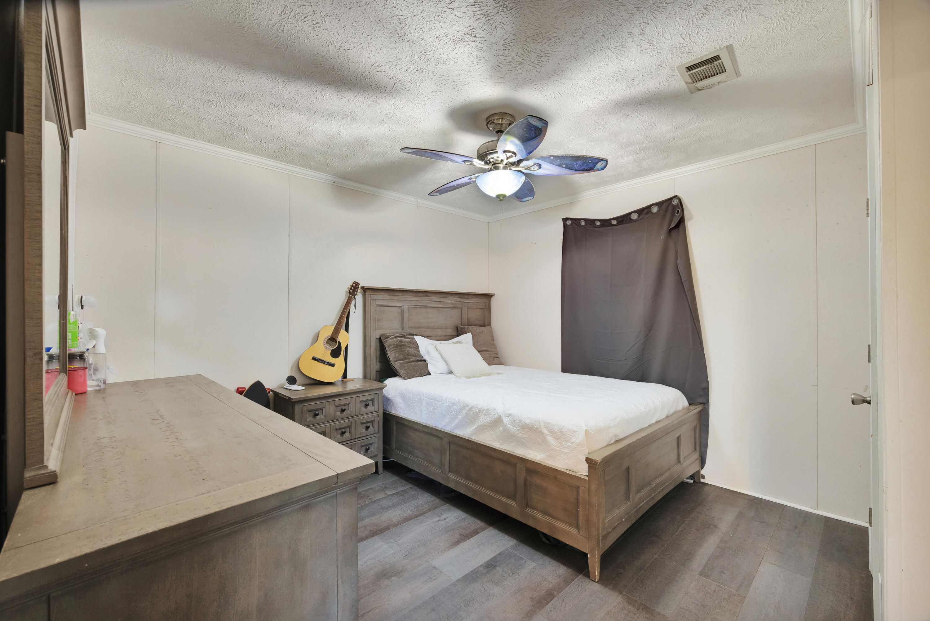 OAKWOOD HILLS - Residential