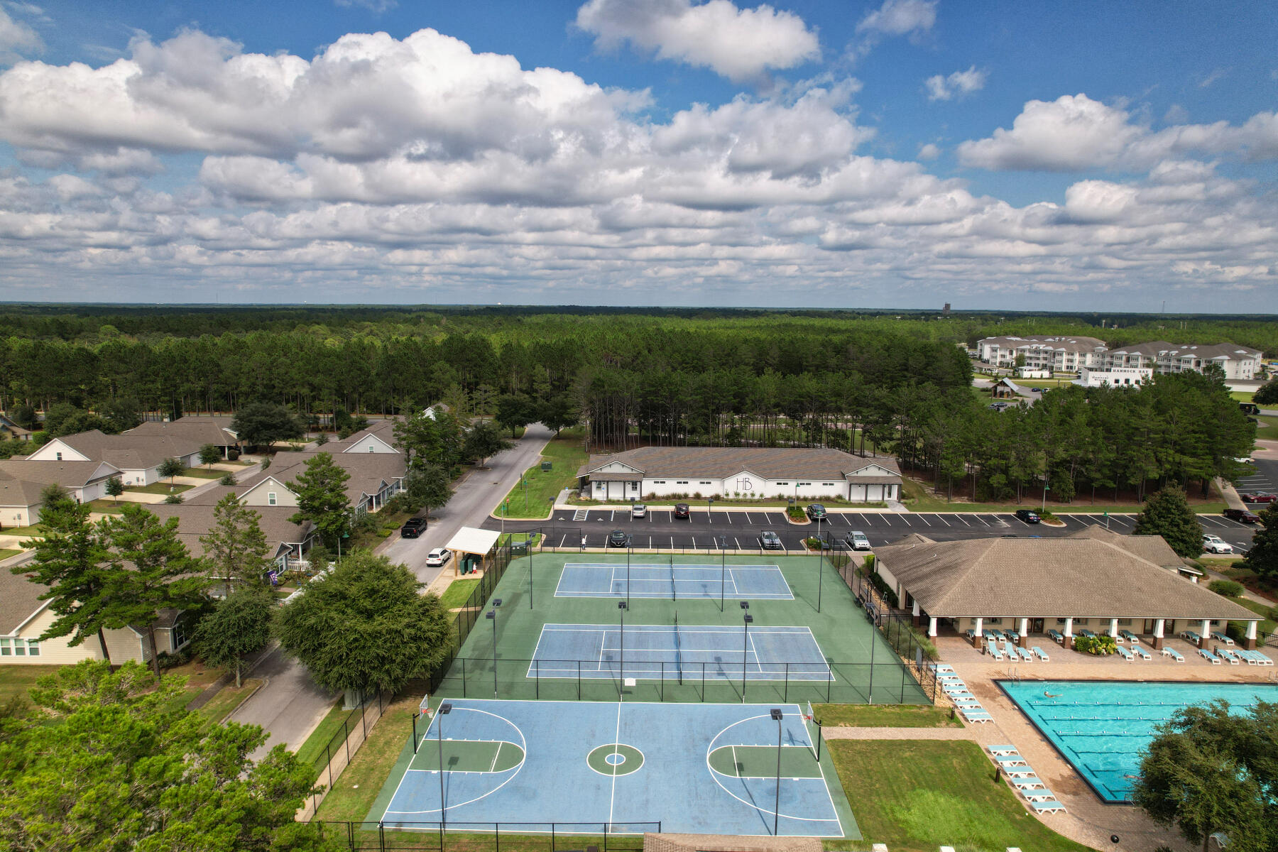 HAMMOCK BAY - WHISPERS - Residential