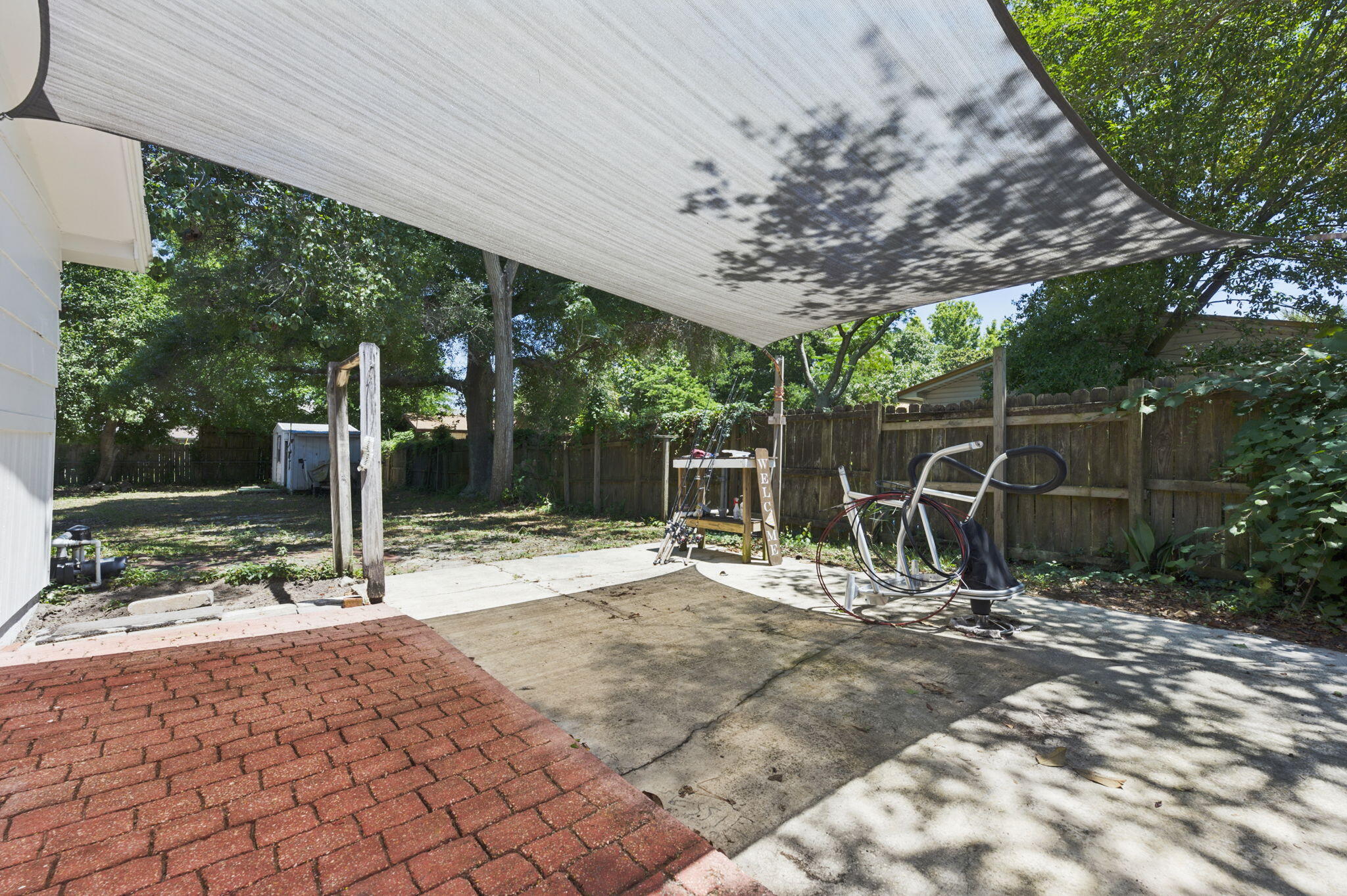 EASTWOOD - Residential