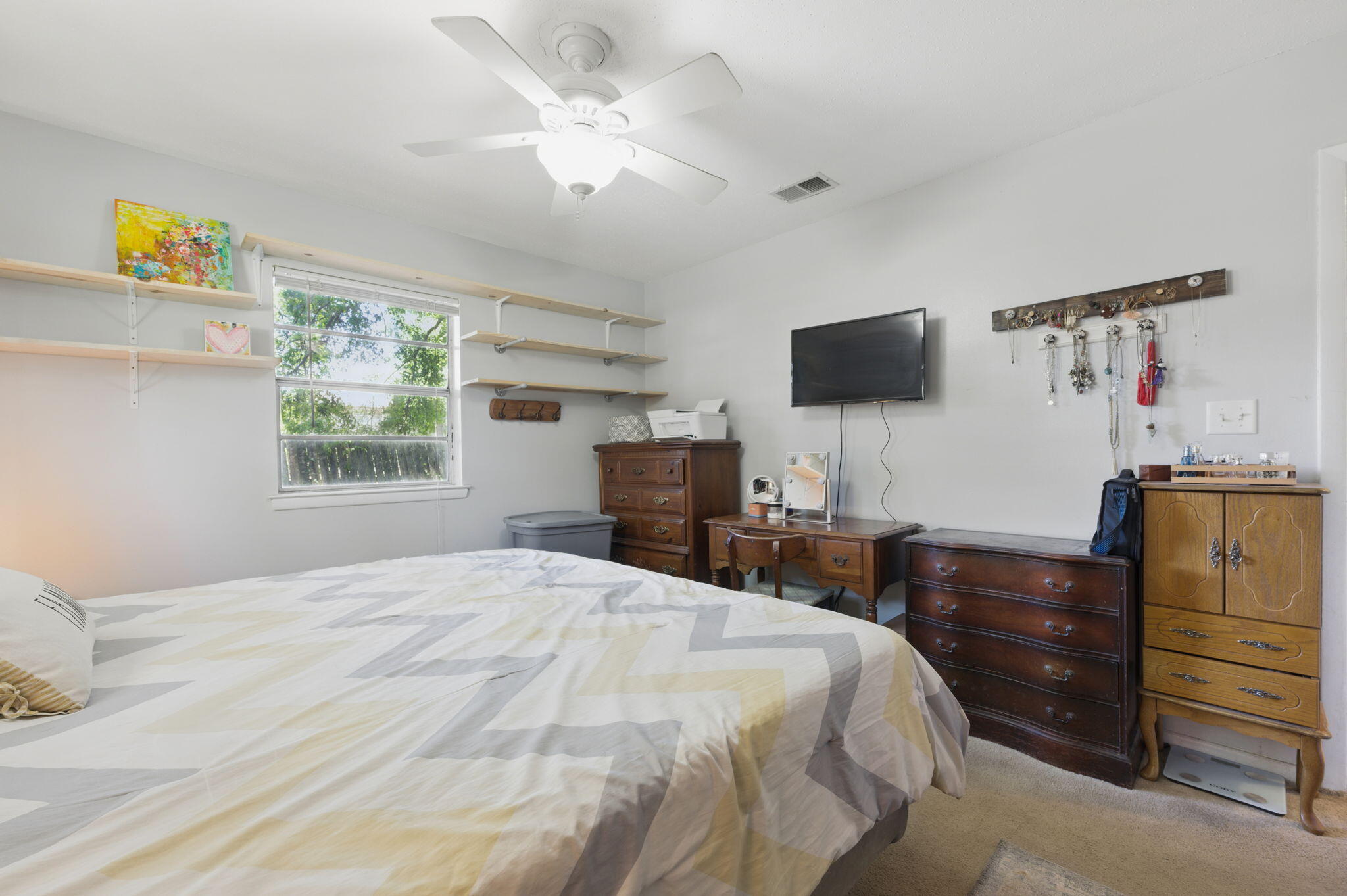 EASTWOOD - Residential