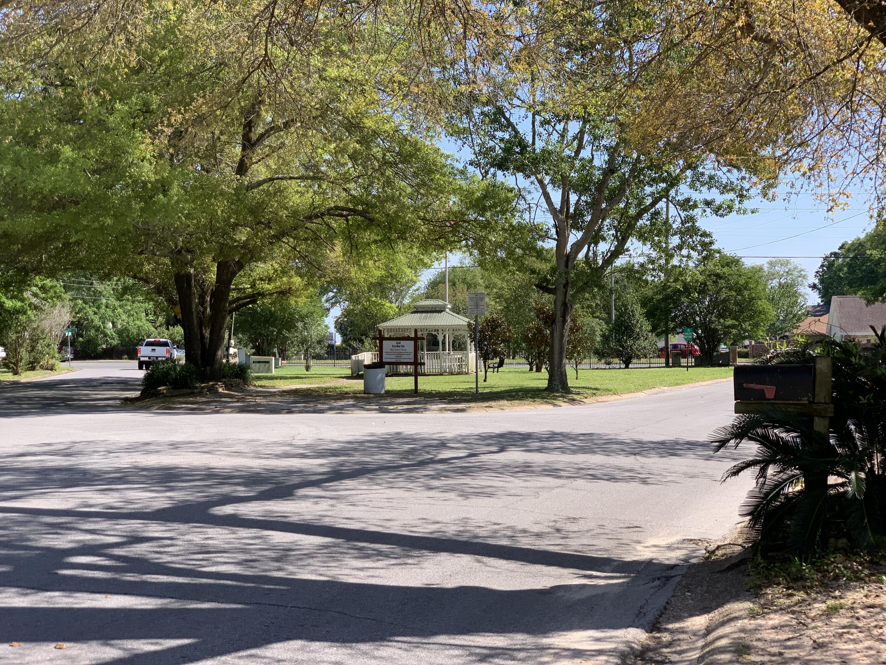 BRYN MAWR PARK - Residential