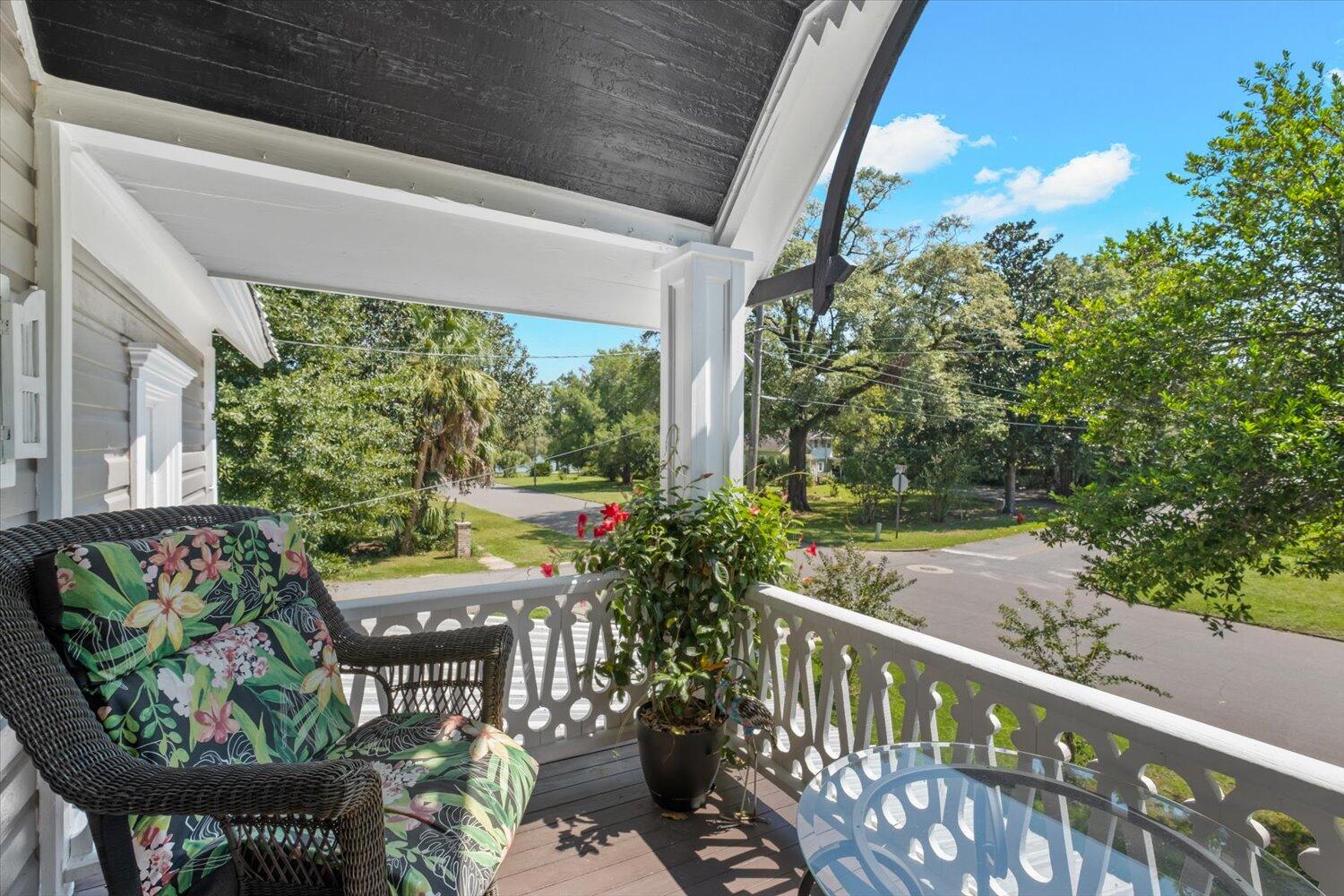 TOWN OF DEFUNIAK SPRINGS - Residential