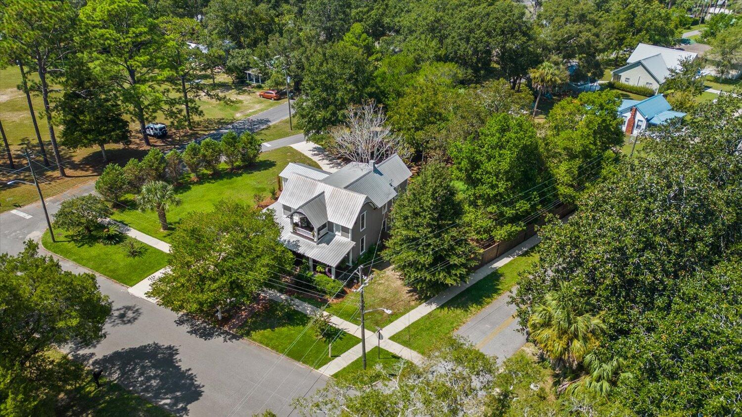 TOWN OF DEFUNIAK SPRINGS - Residential