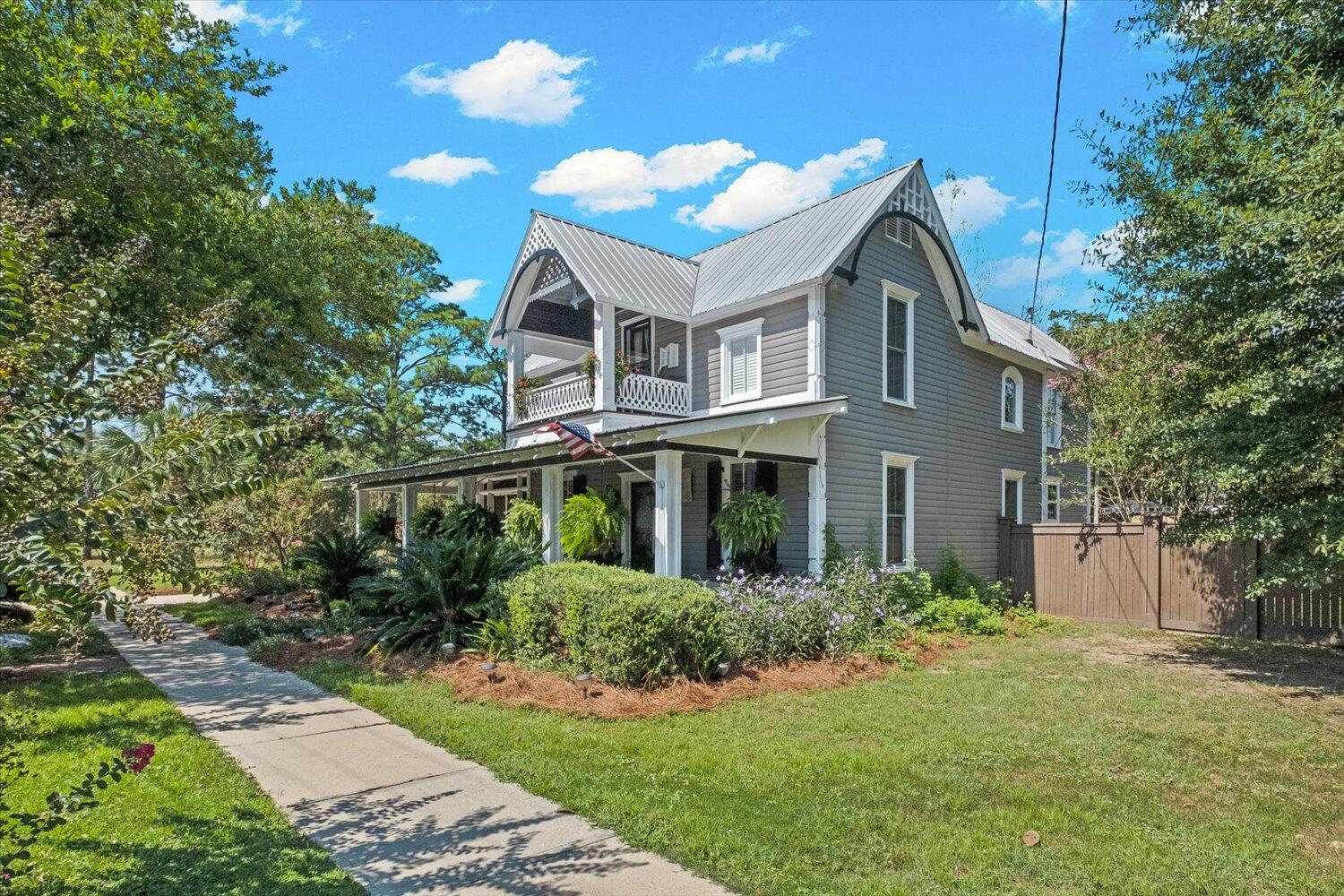 TOWN OF DEFUNIAK SPRINGS - Residential