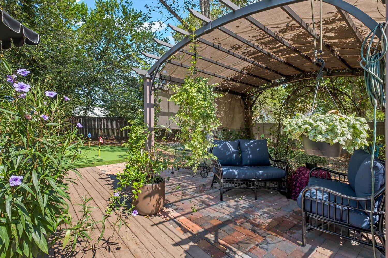 TOWN OF DEFUNIAK SPRINGS - Residential