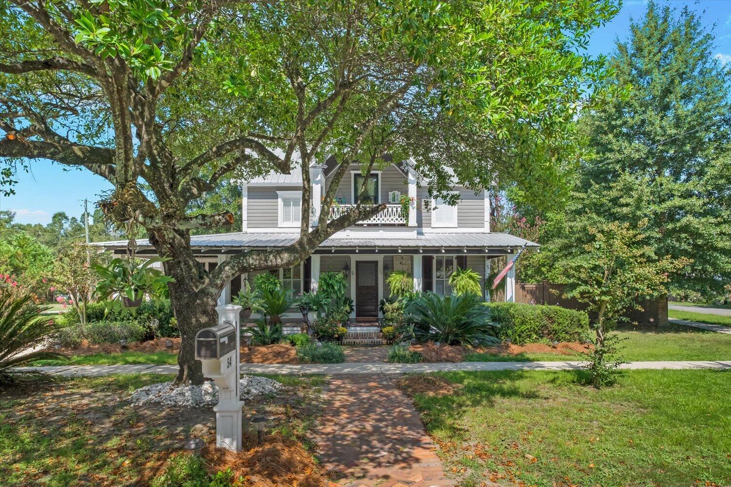 TOWN OF DEFUNIAK SPRINGS - Residential