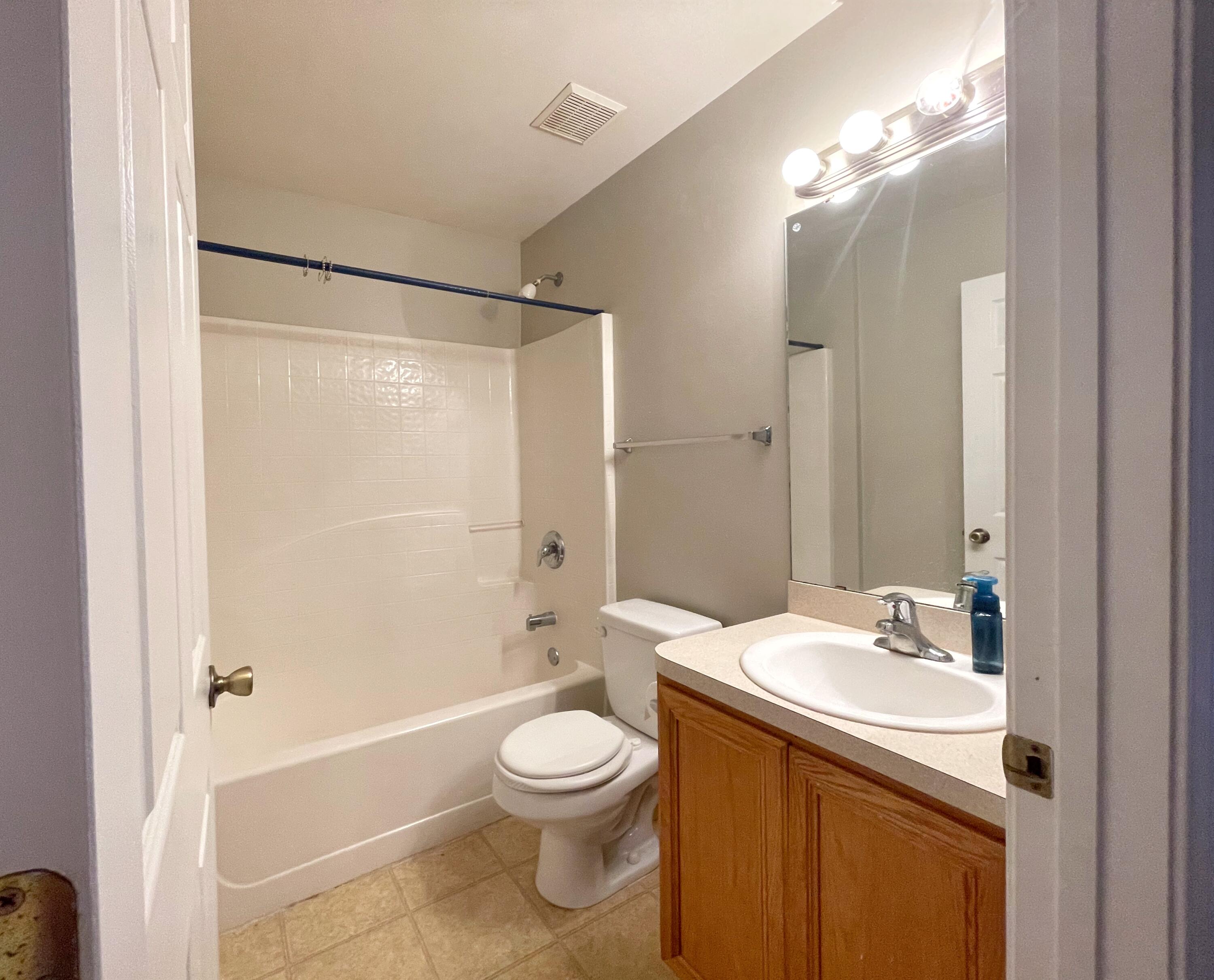 RIDGE CREST PH II - Residential Lease