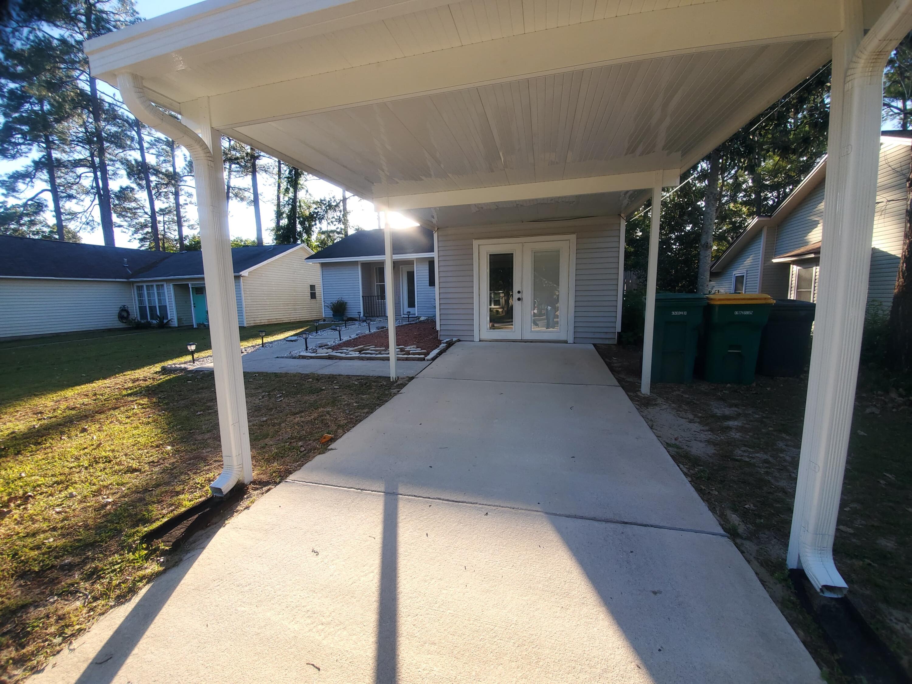 VALPARAISO PINECREST 6 - Residential