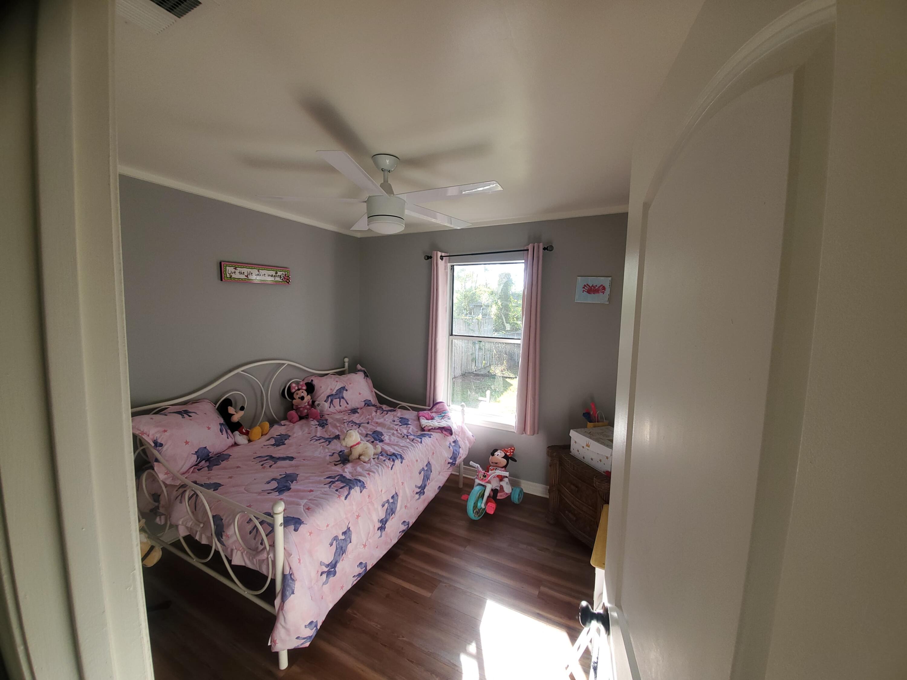 VALPARAISO PINECREST 6 - Residential