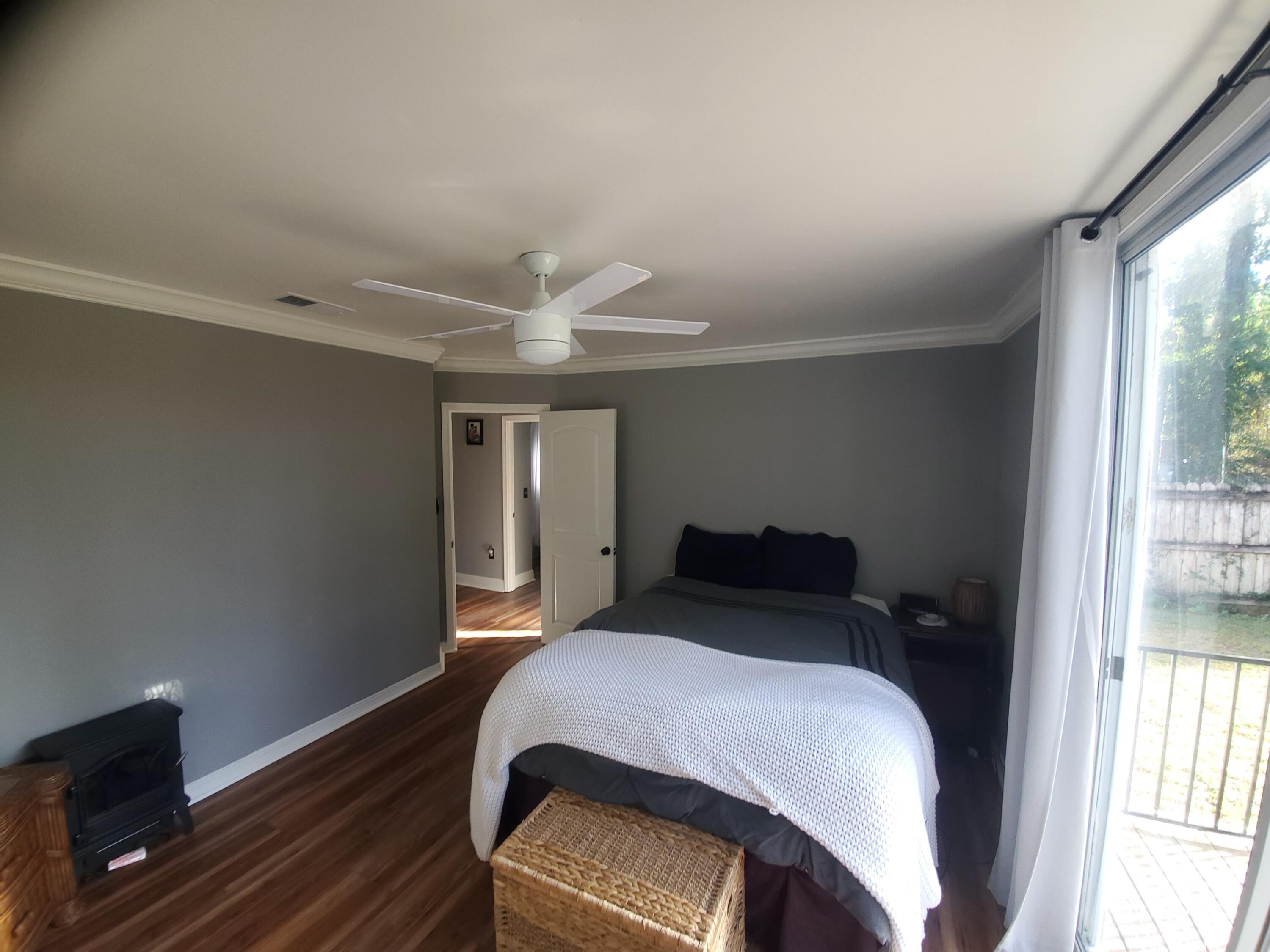 VALPARAISO PINECREST 6 - Residential