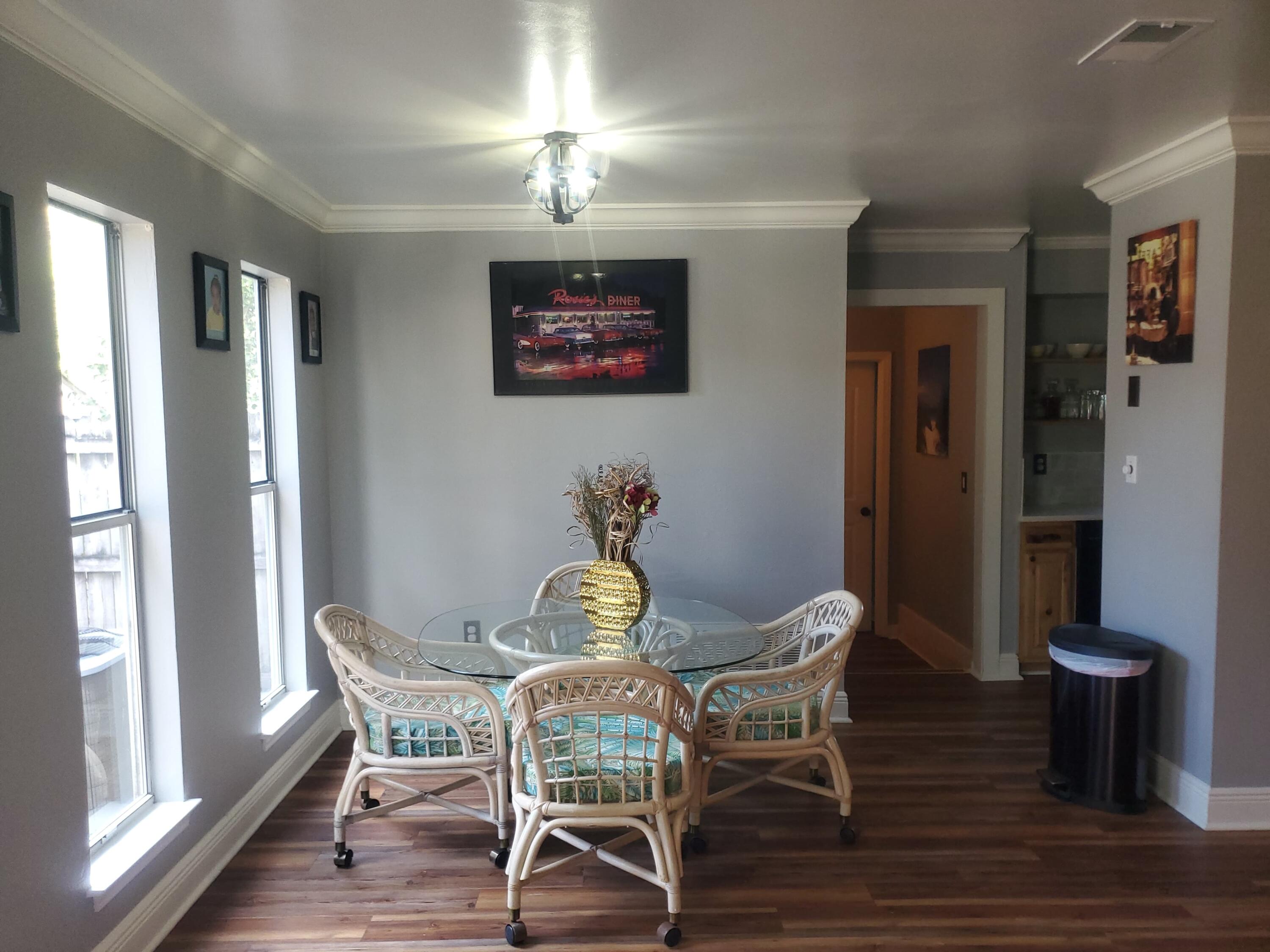 VALPARAISO PINECREST 6 - Residential