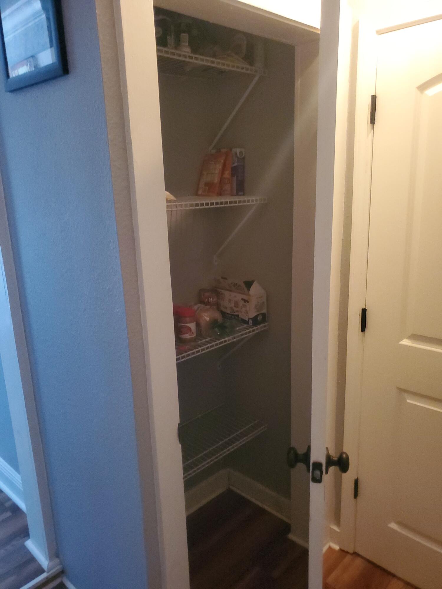 VALPARAISO PINECREST 6 - Residential