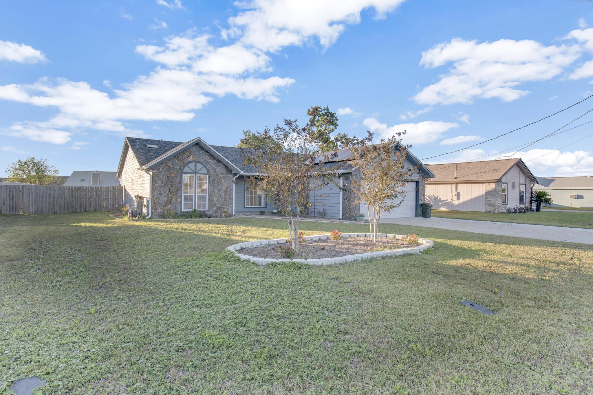 DERBY WOODS - Residential