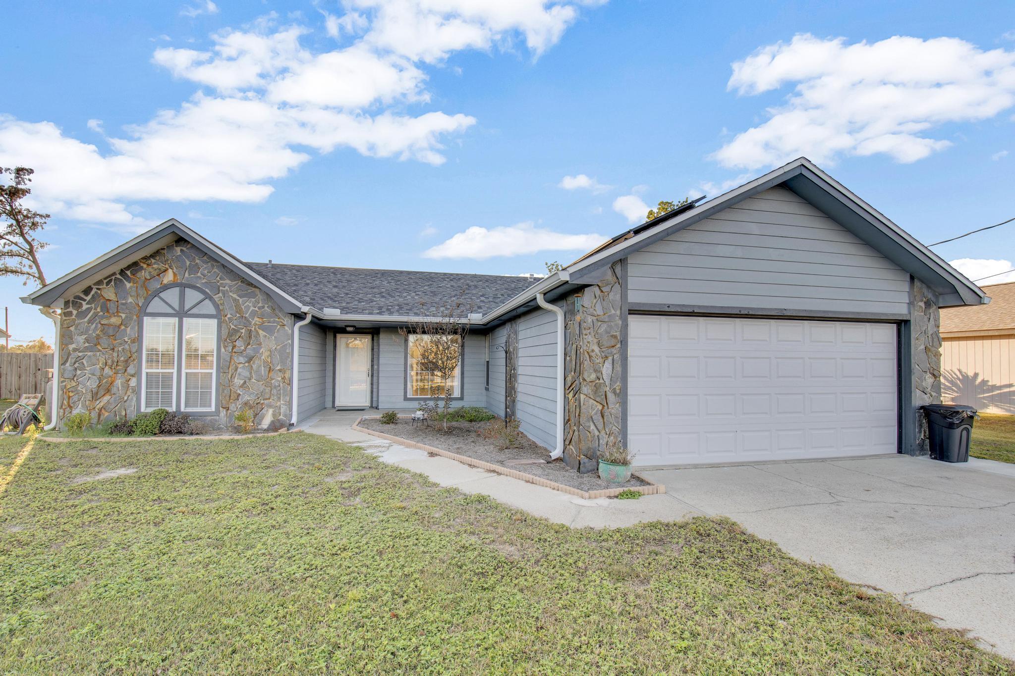 DERBY WOODS - Residential