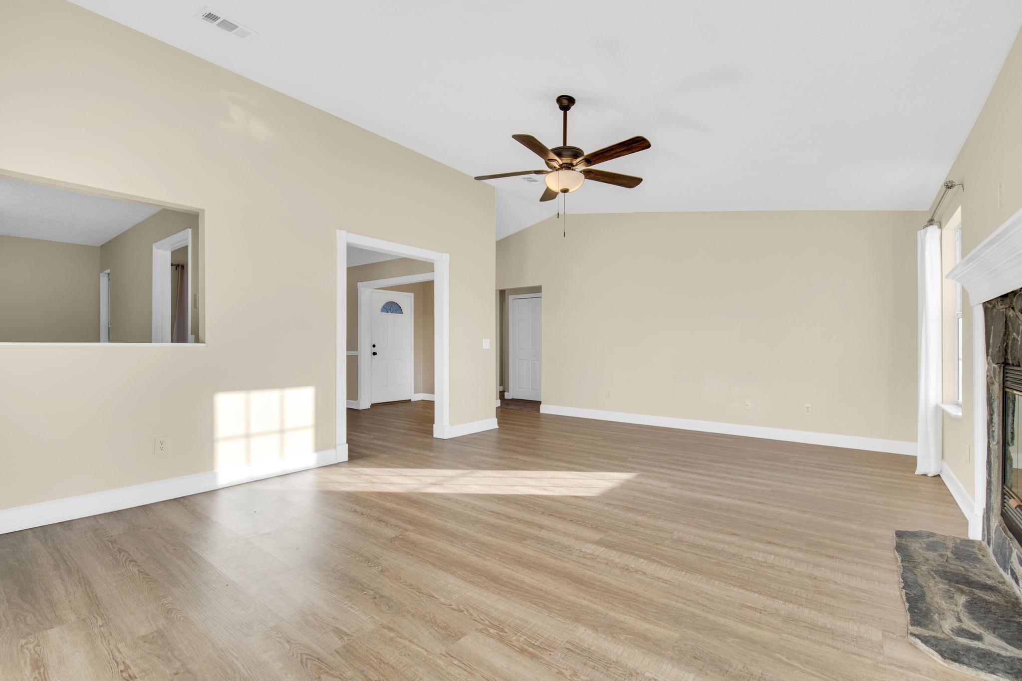 DERBY WOODS - Residential