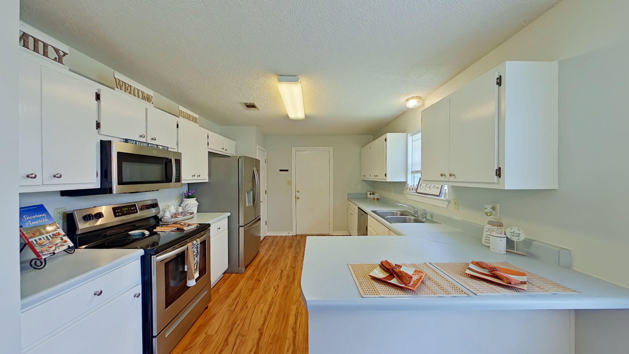 HILLCREST S/D - Residential